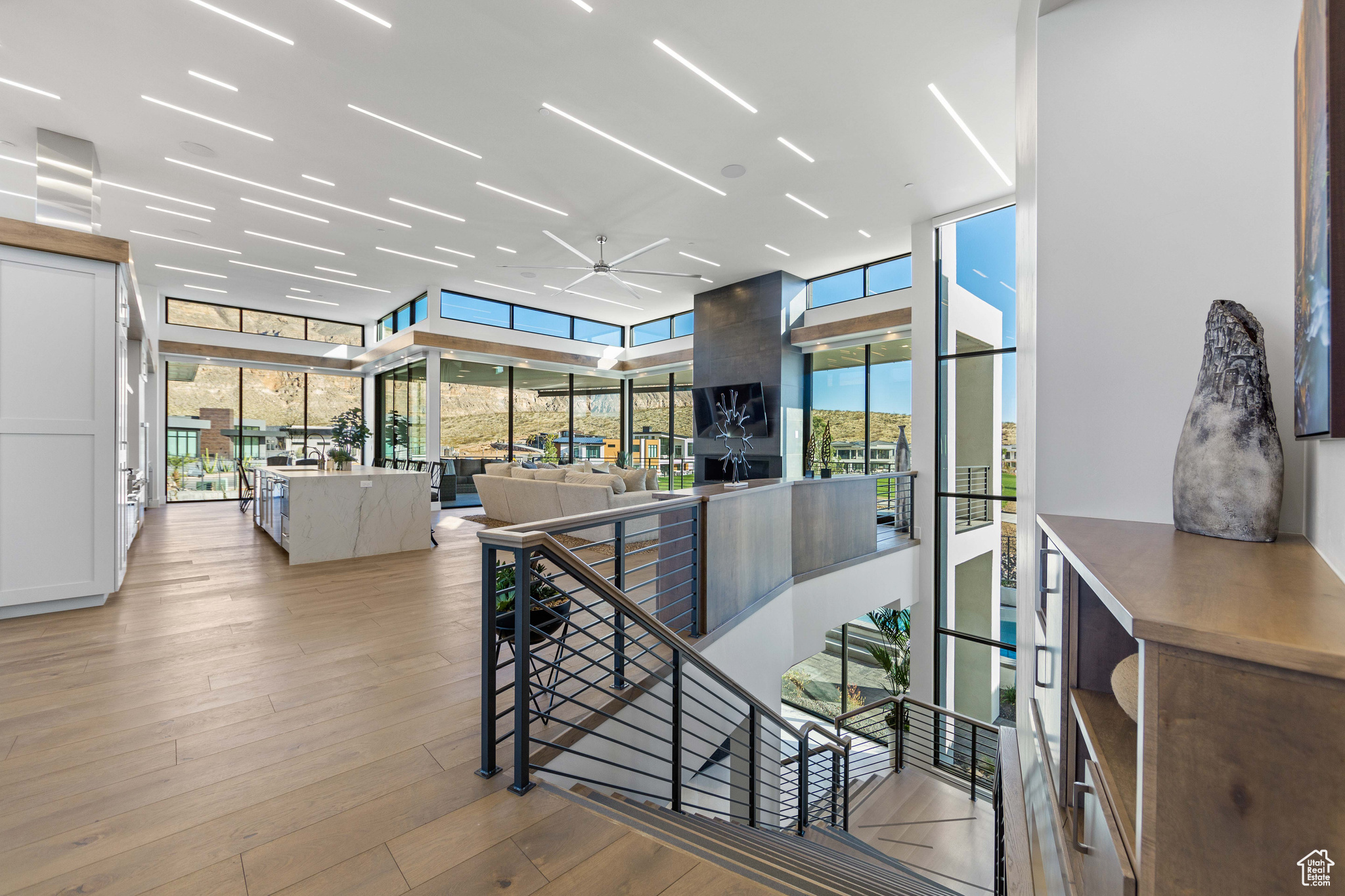 CLIFF VIEWS ESTATES - Residential