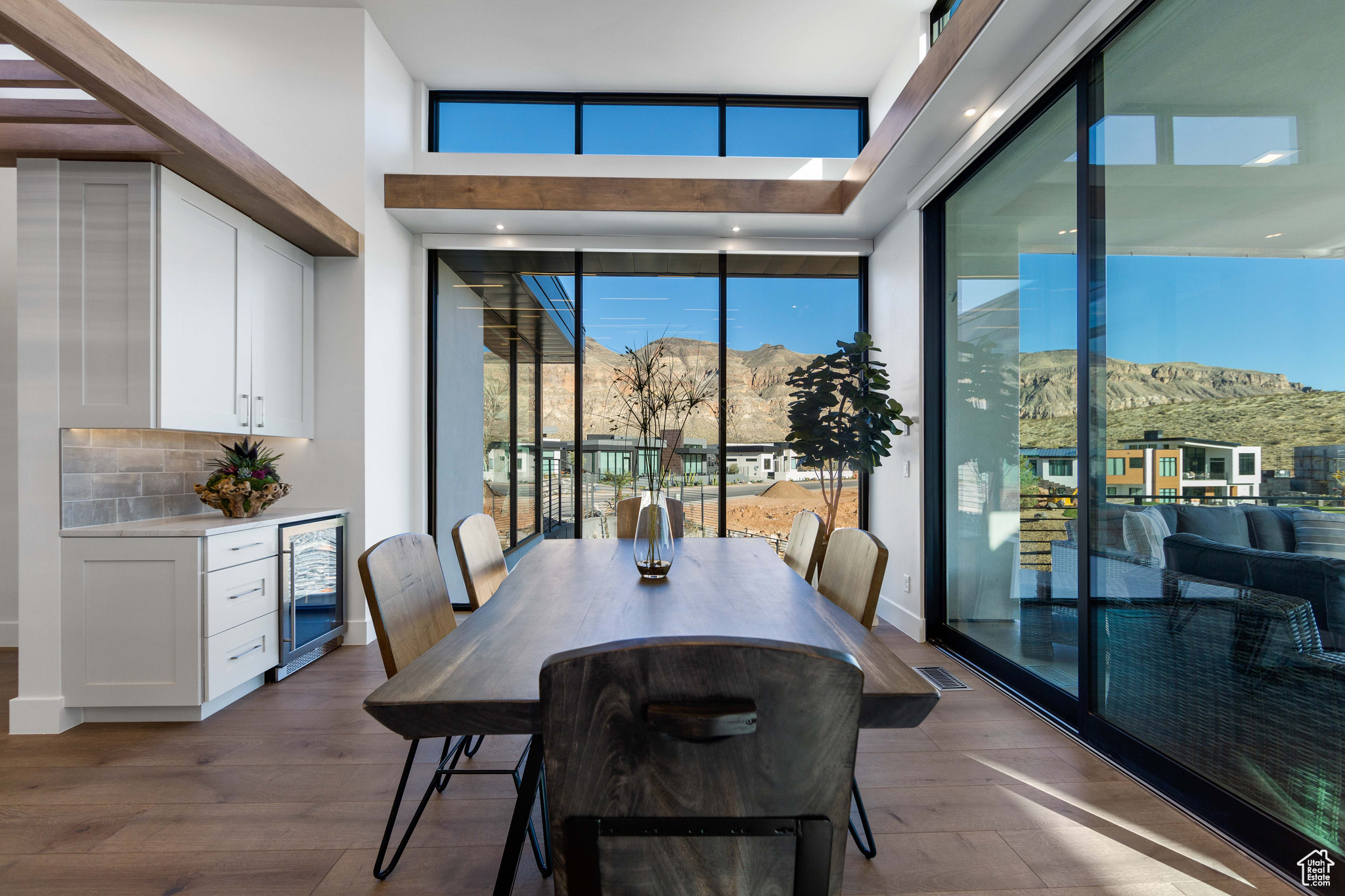 CLIFF VIEWS ESTATES - Residential