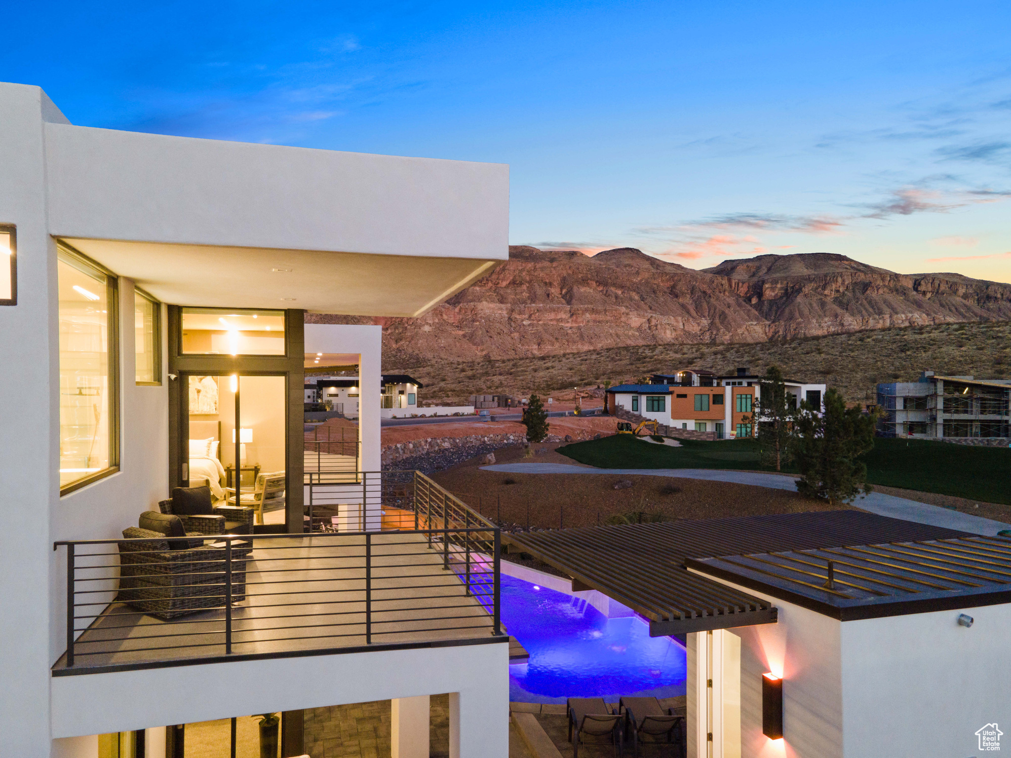 CLIFF VIEWS ESTATES - Residential