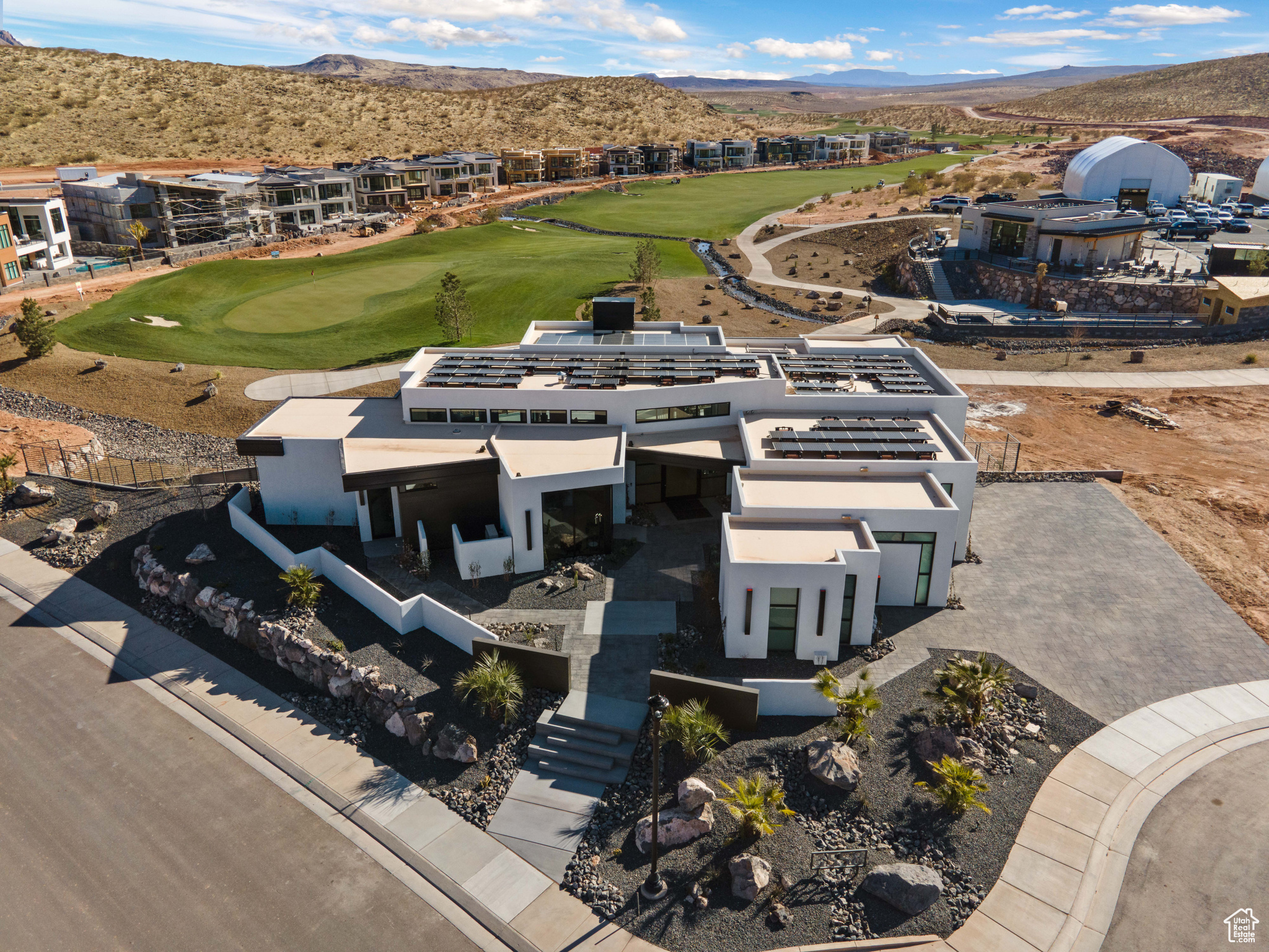 CLIFF VIEWS ESTATES - Residential