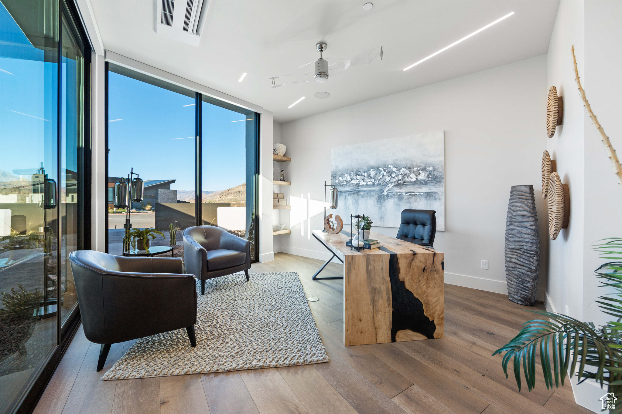 CLIFF VIEWS ESTATES - Residential