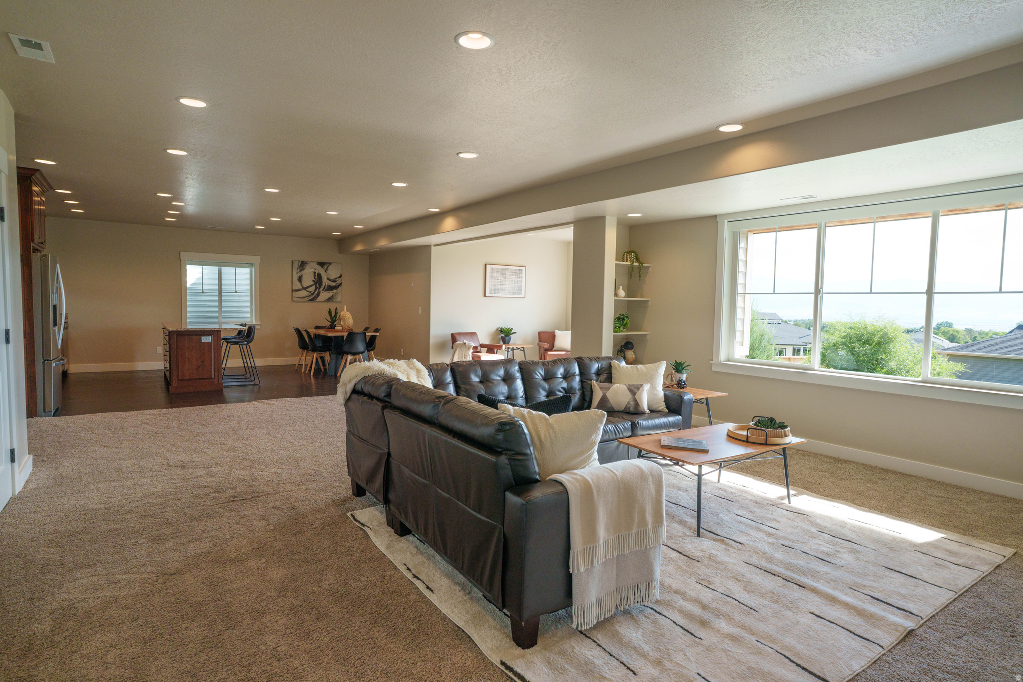 DEER CREST - Residential