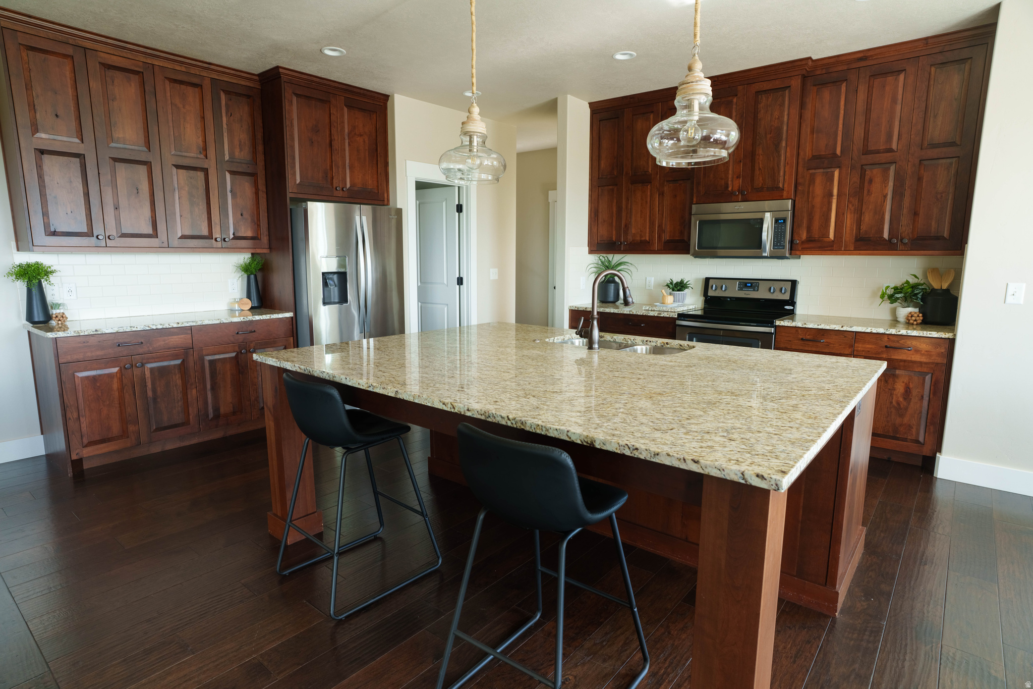 DEER CREST - Residential