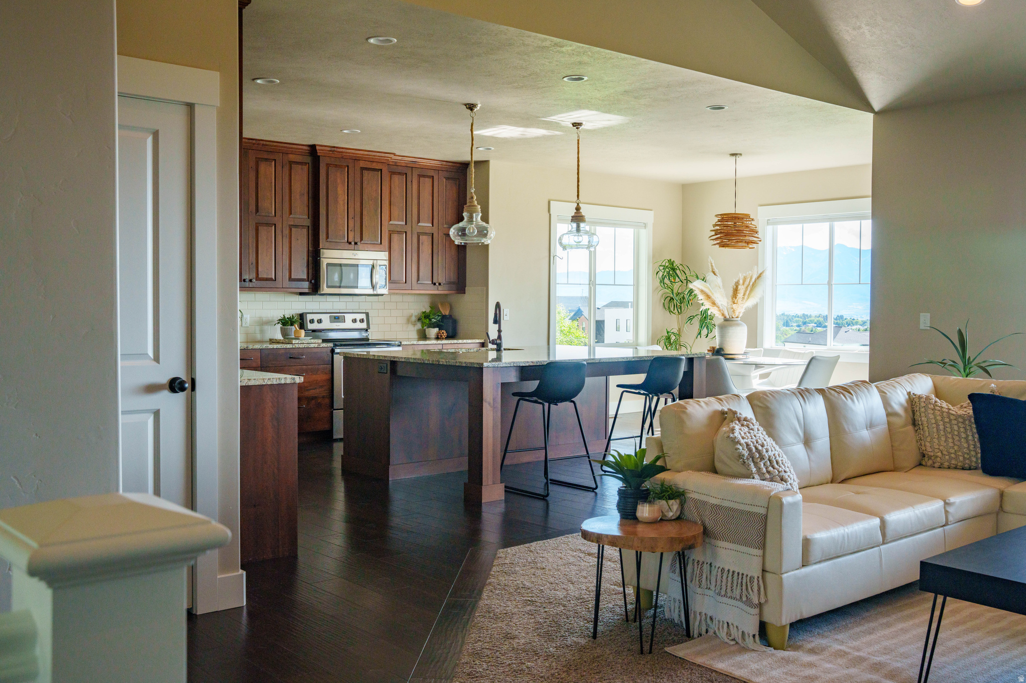 DEER CREST - Residential