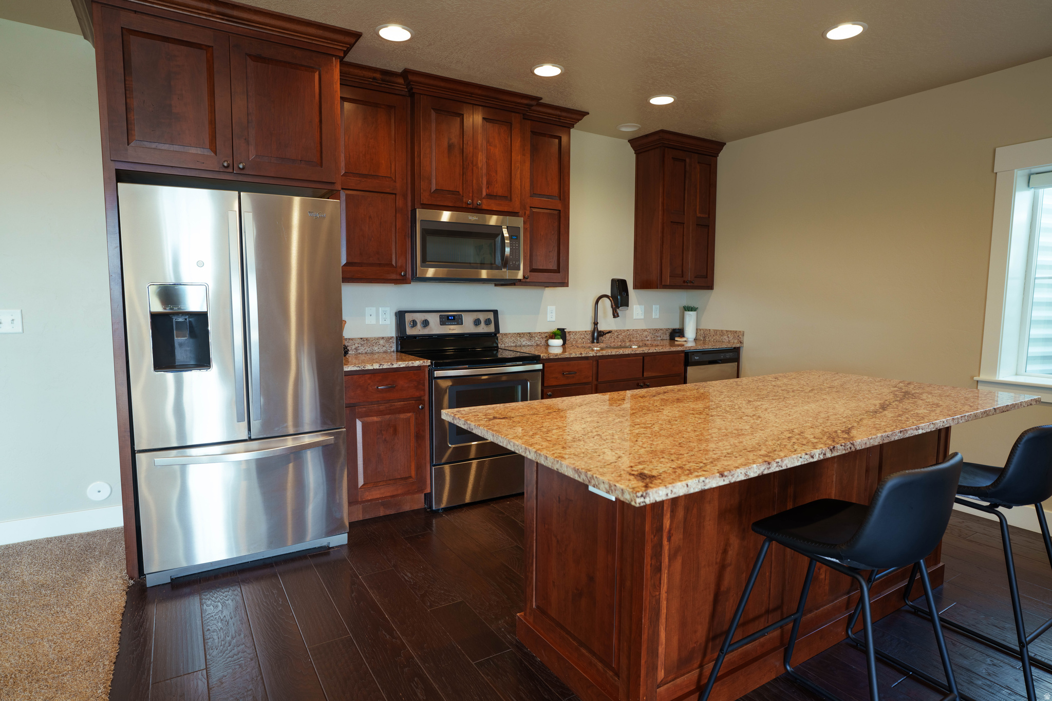 DEER CREST - Residential