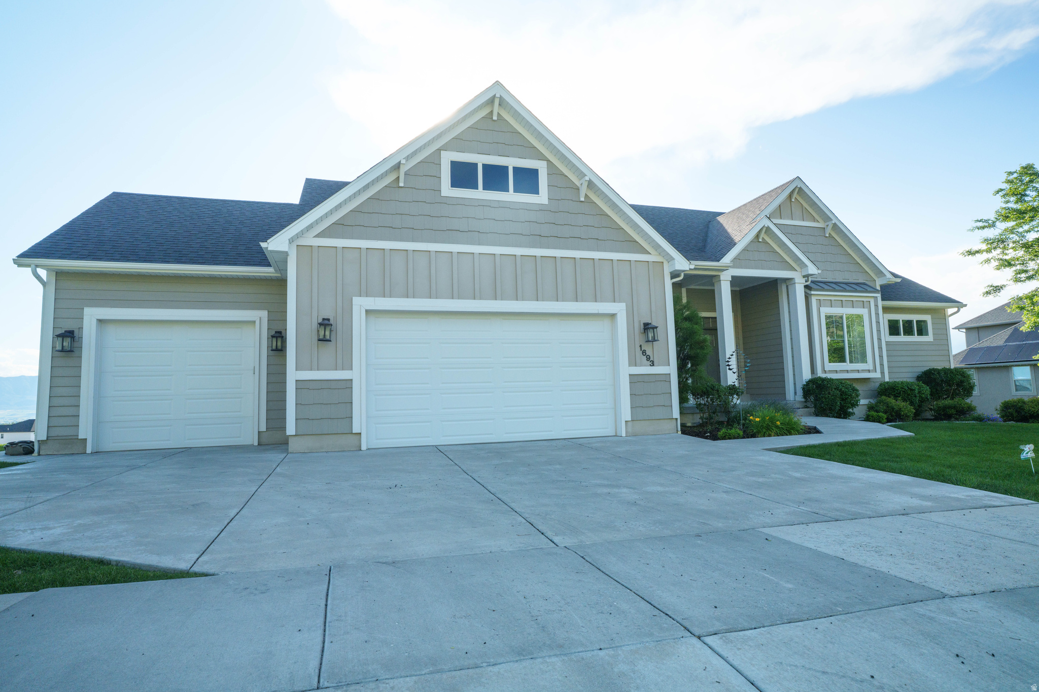 DEER CREST - Residential