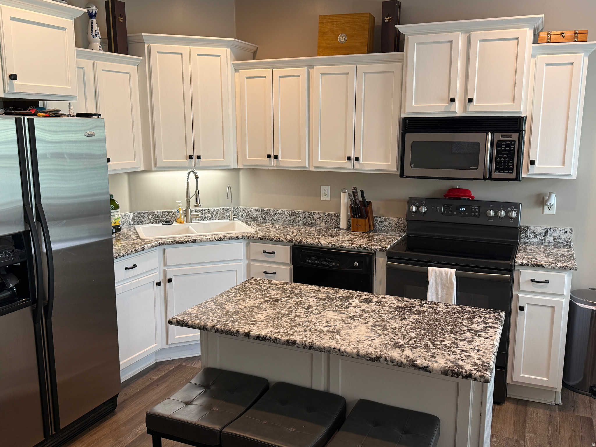 SOUTH MOUNTAIN - Residential