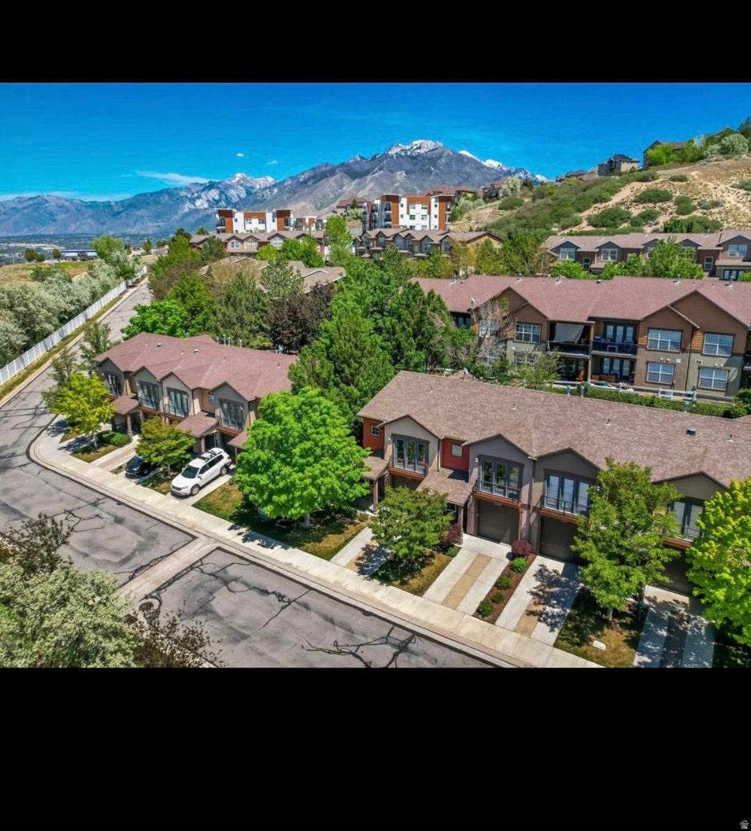 SOUTH MOUNTAIN - Residential