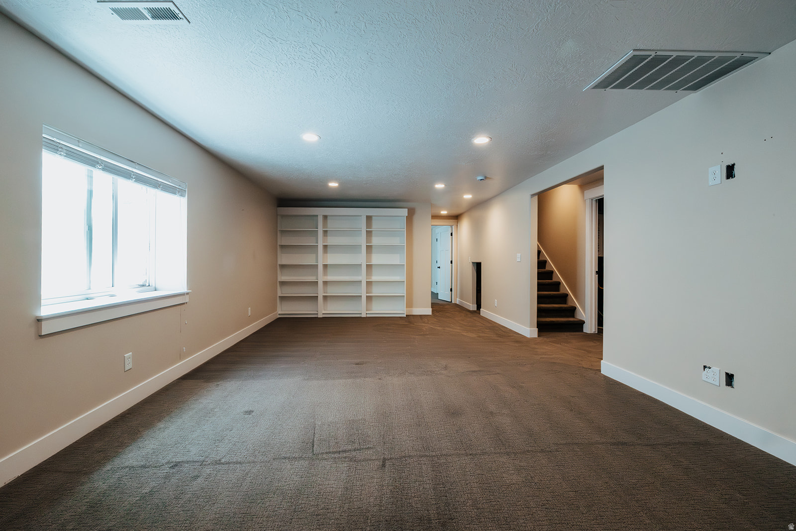 PINE MEADOWS - Residential