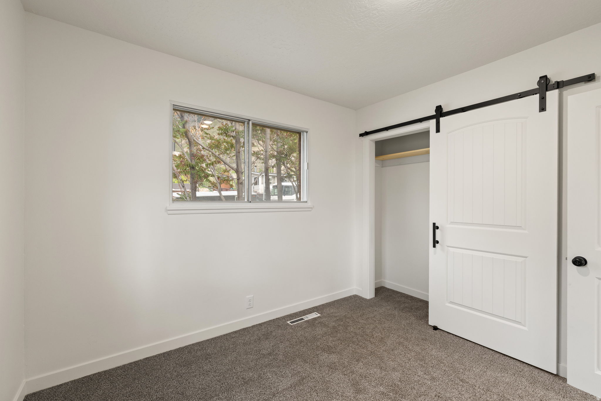 HIGHLAND TERRACE - Residential