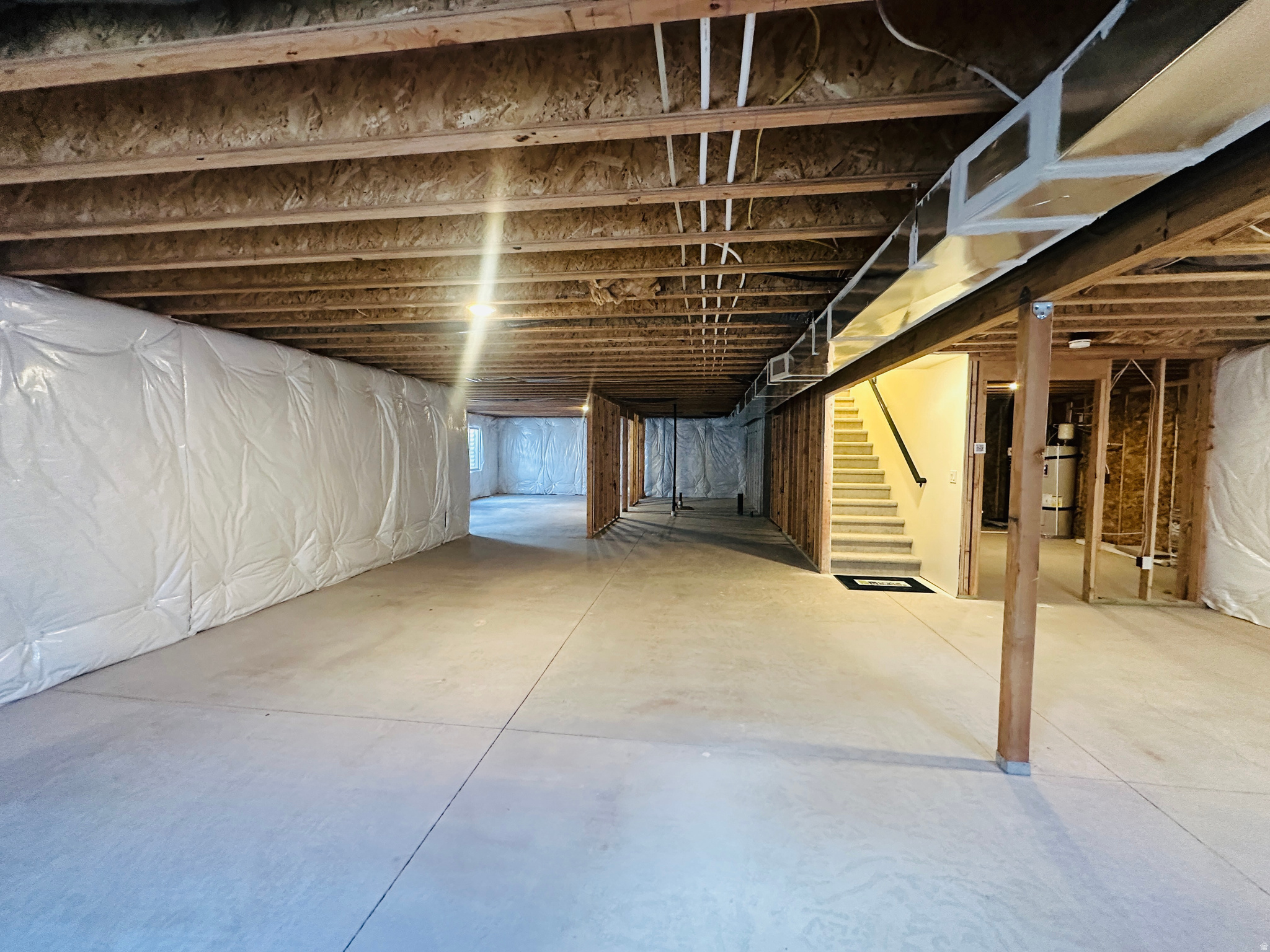 EQUESTRIAN POINTE - Residential
