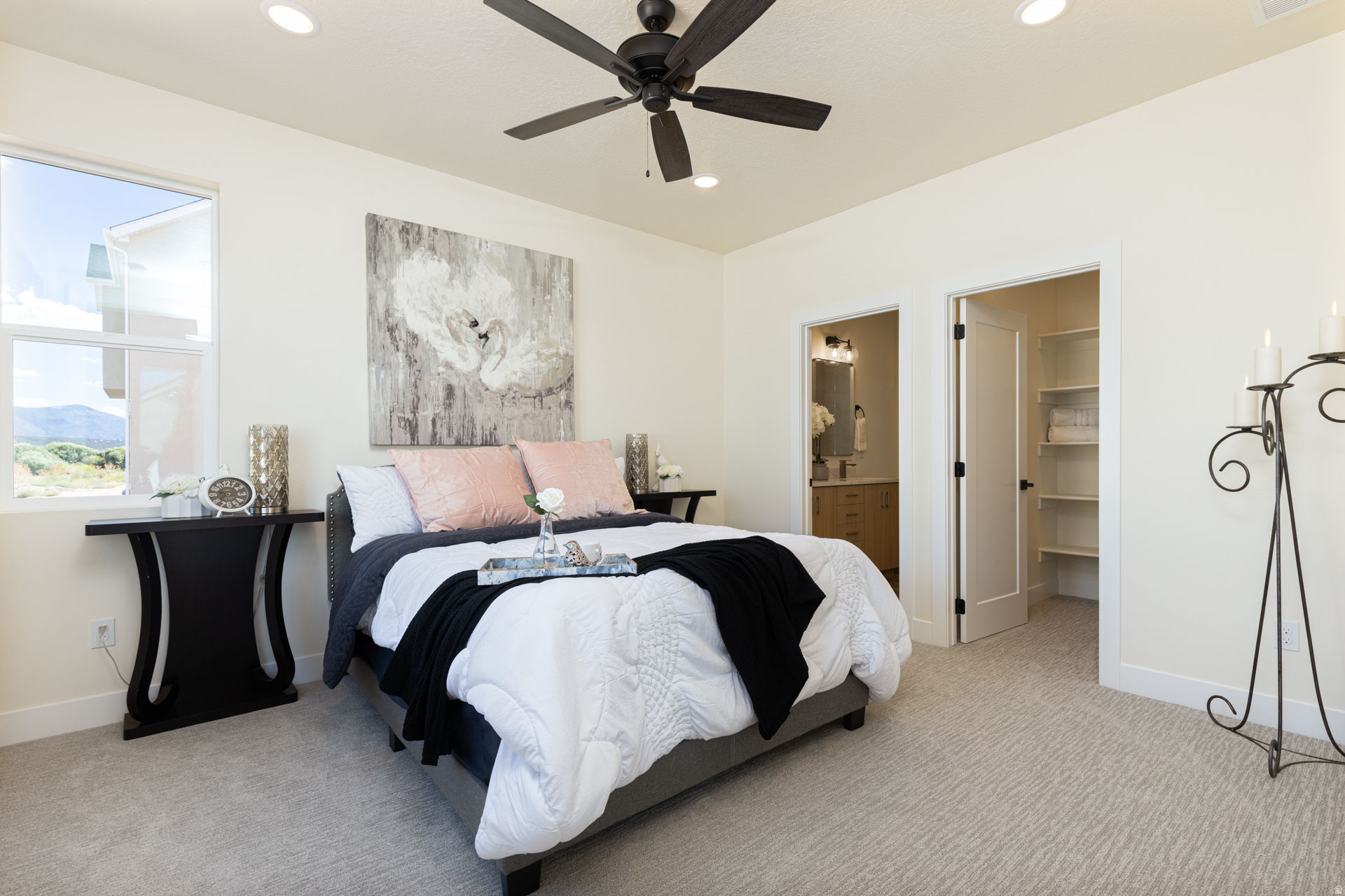 EQUESTRIAN POINTE - Residential