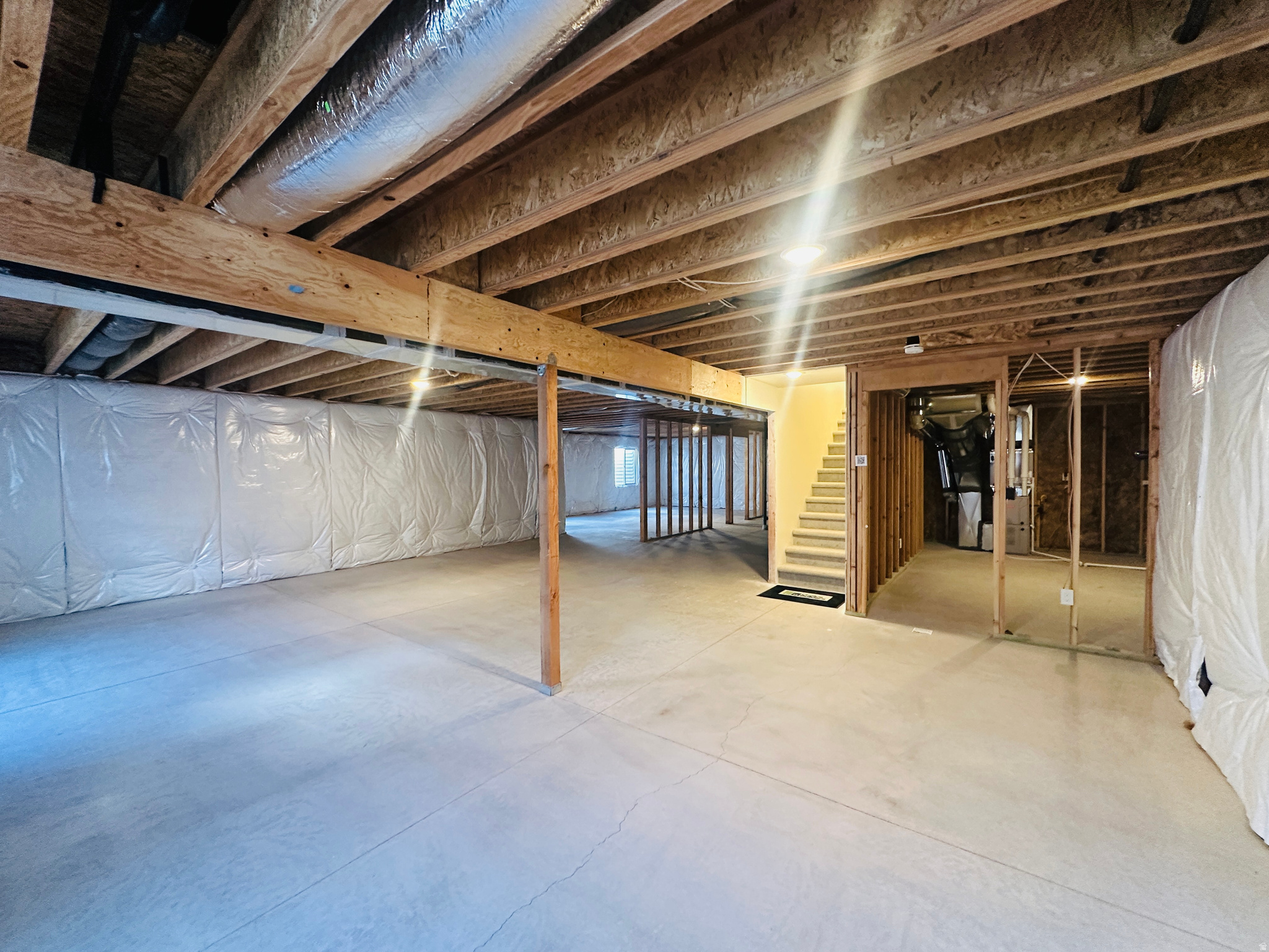 EQUESTRIAN POINTE - Residential