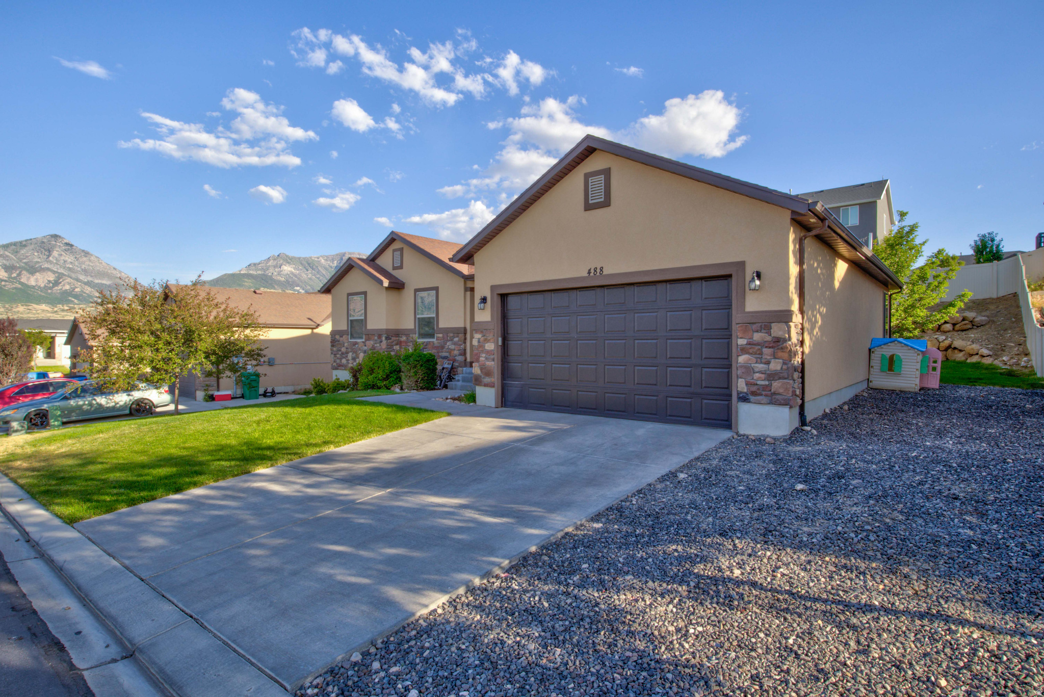 RIDGE - Residential
