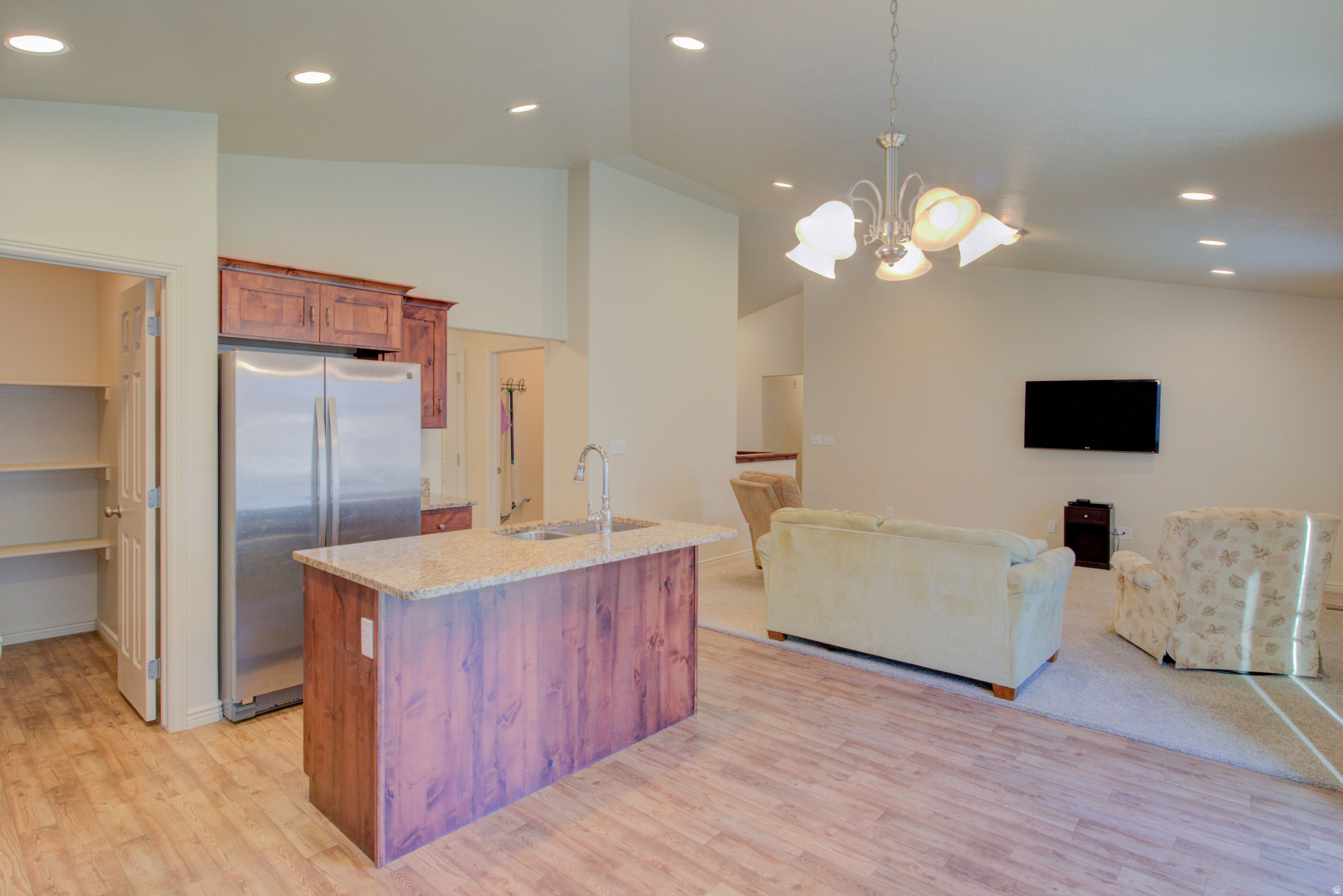 RIDGE - Residential