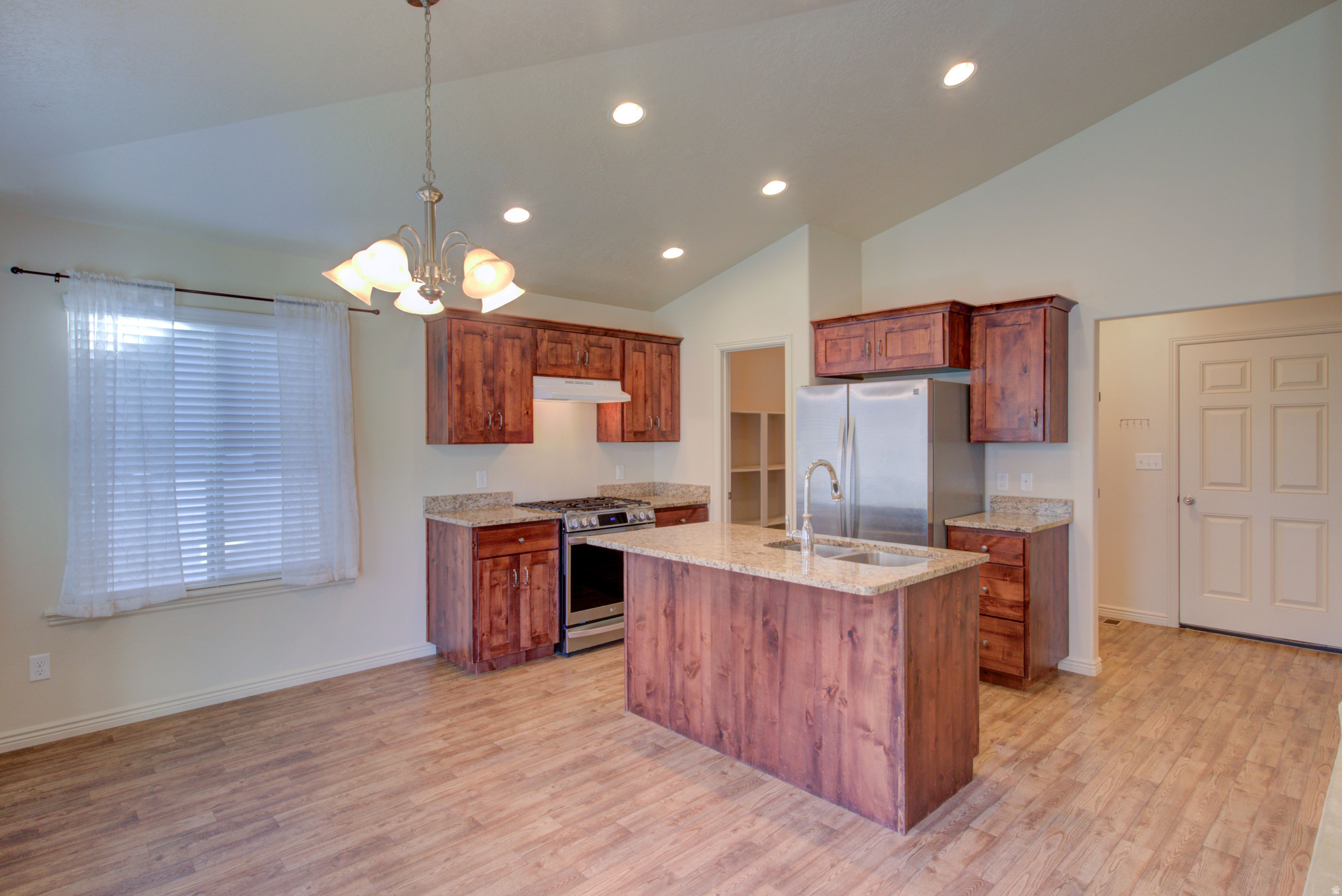 RIDGE - Residential