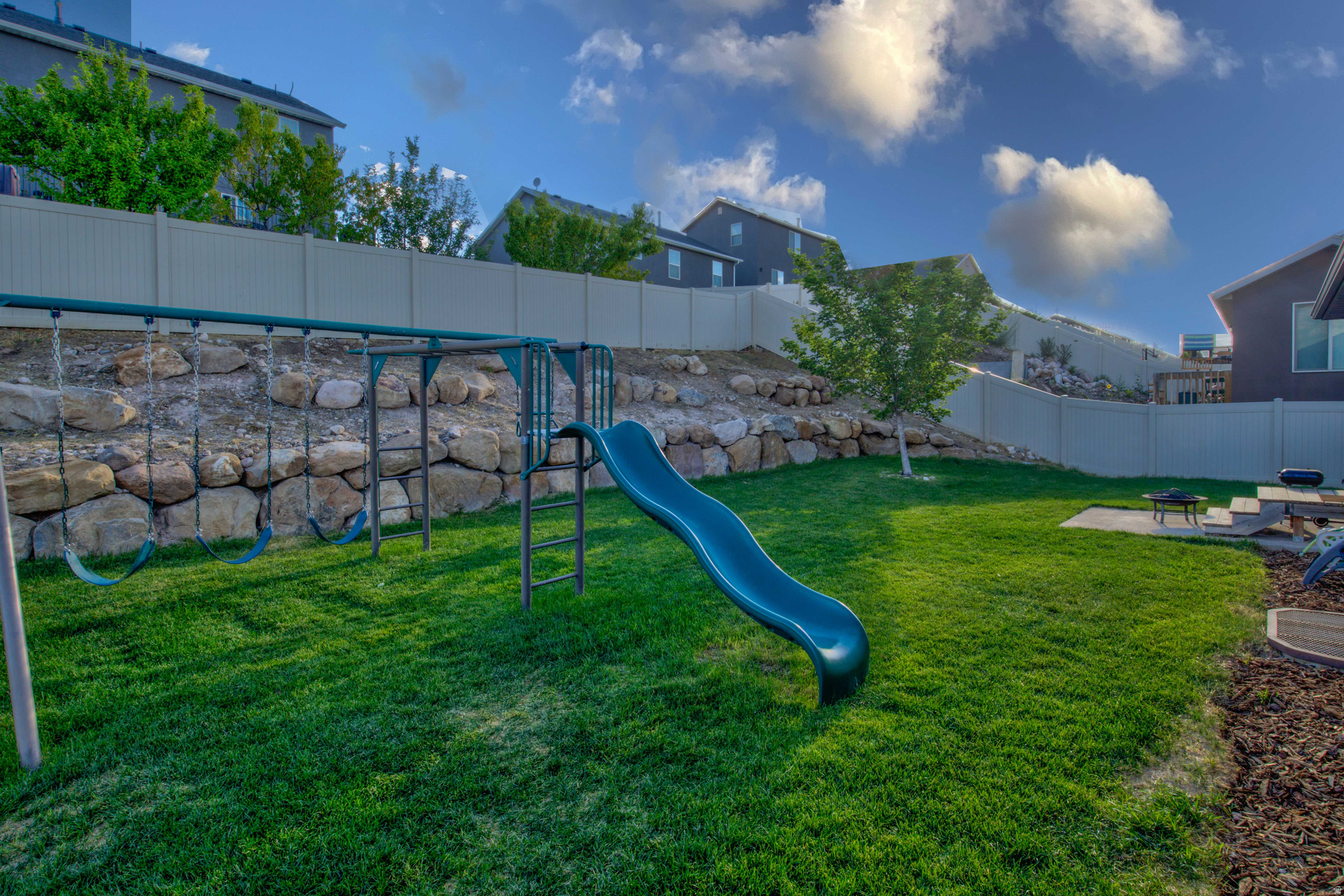 RIDGE - Residential