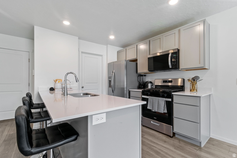 LITTLE VALLEY GATEWA - Residential