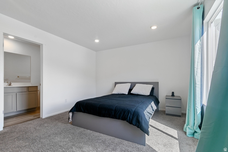LITTLE VALLEY GATEWA - Residential