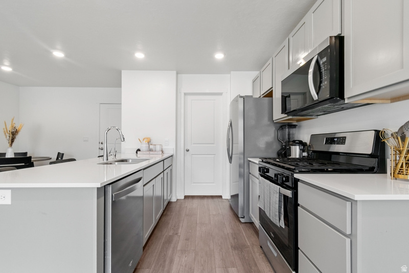 LITTLE VALLEY GATEWA - Residential