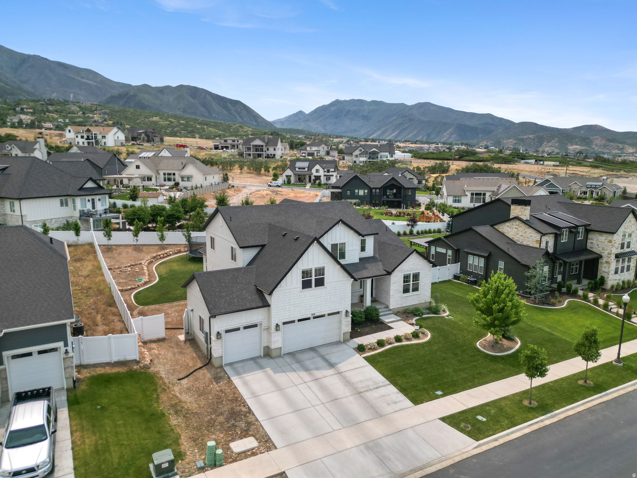 RIDGE - Residential