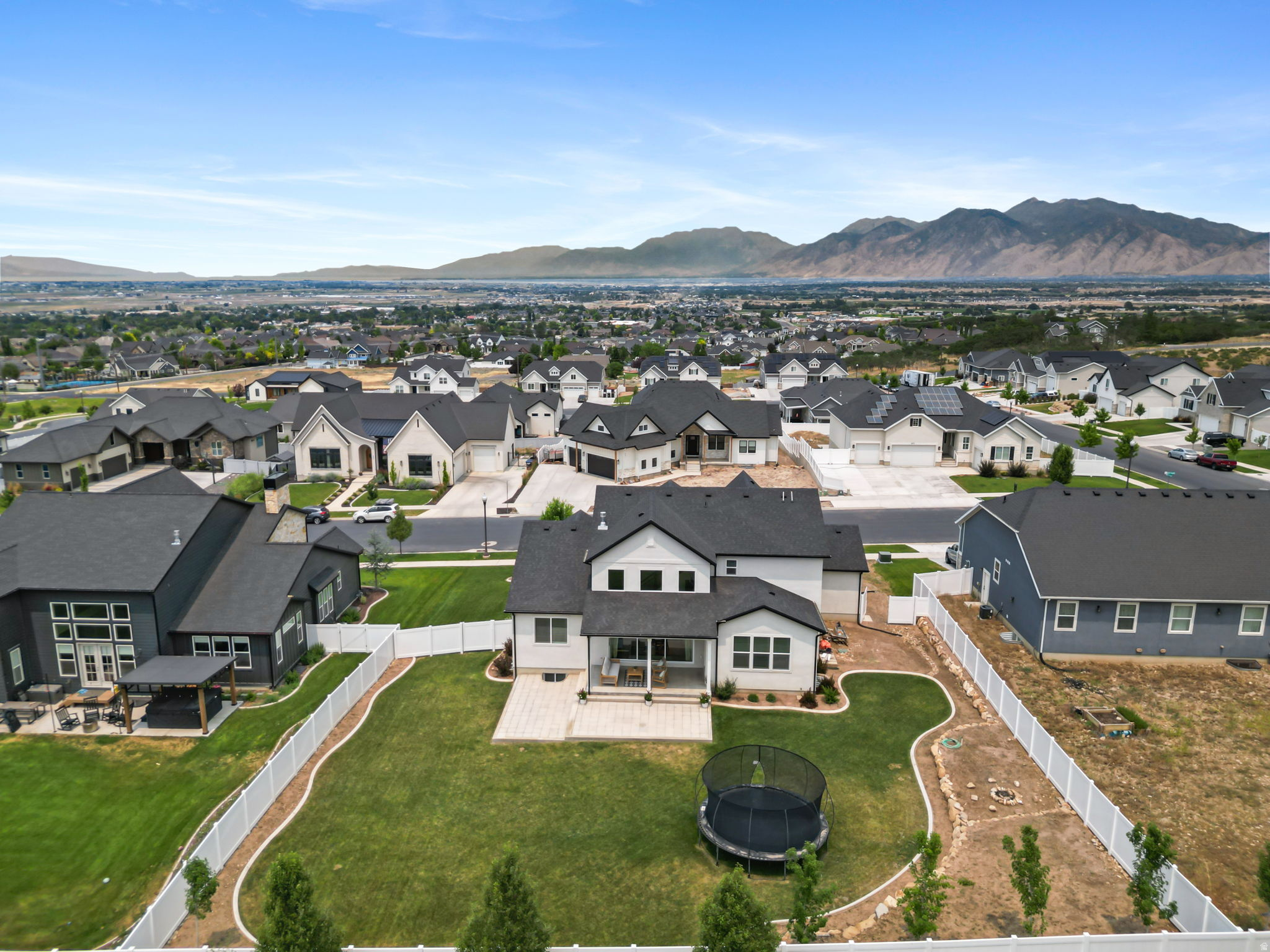 RIDGE - Residential