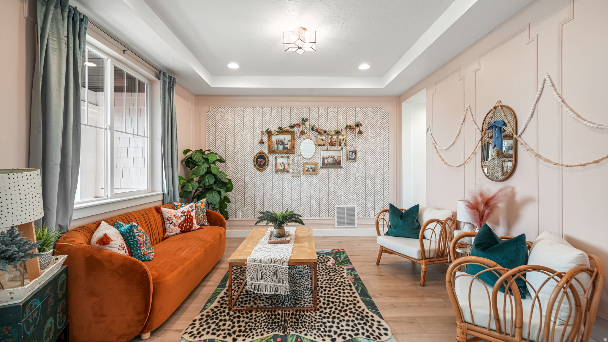 RIDGE - Residential