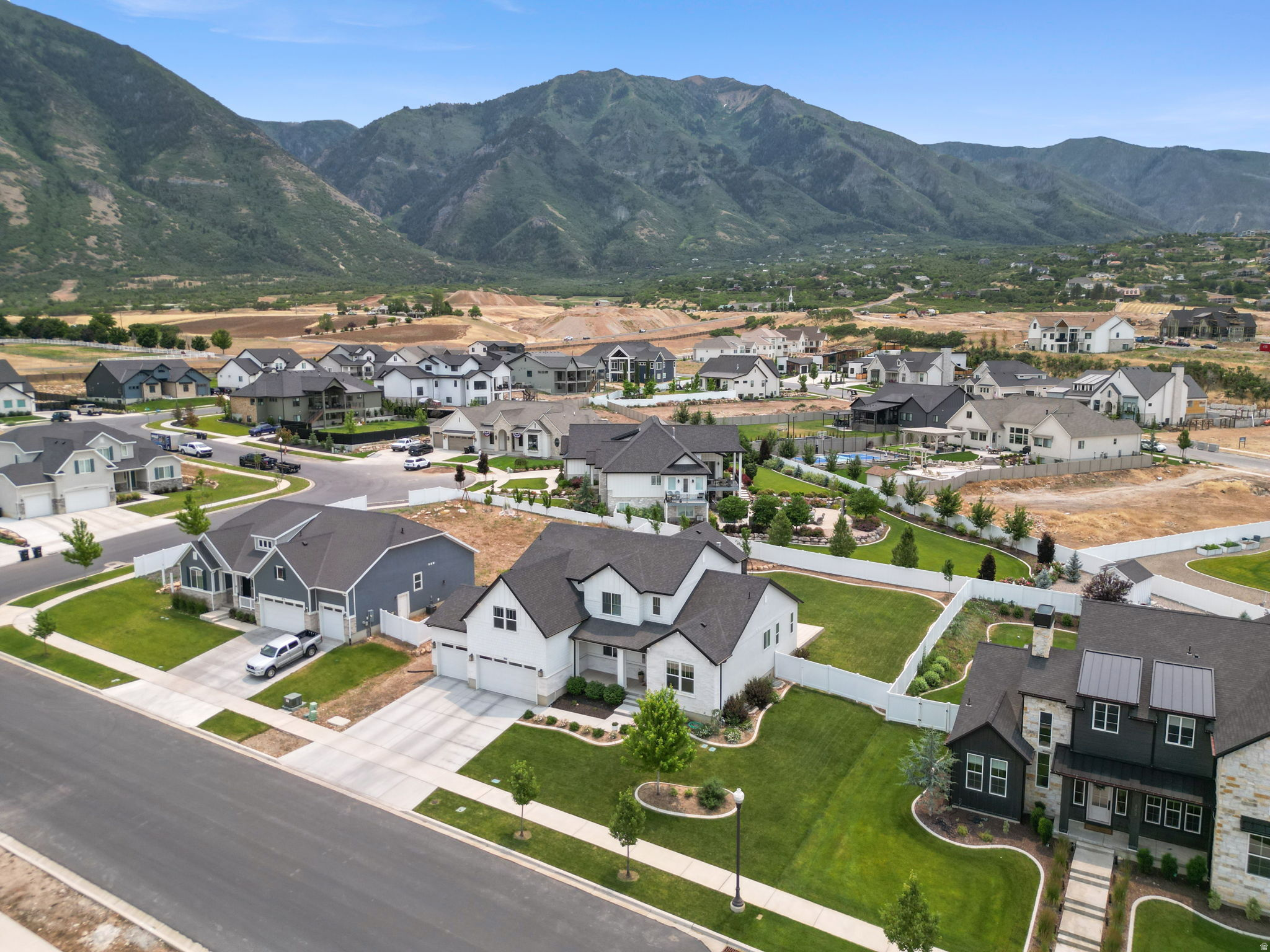 RIDGE - Residential