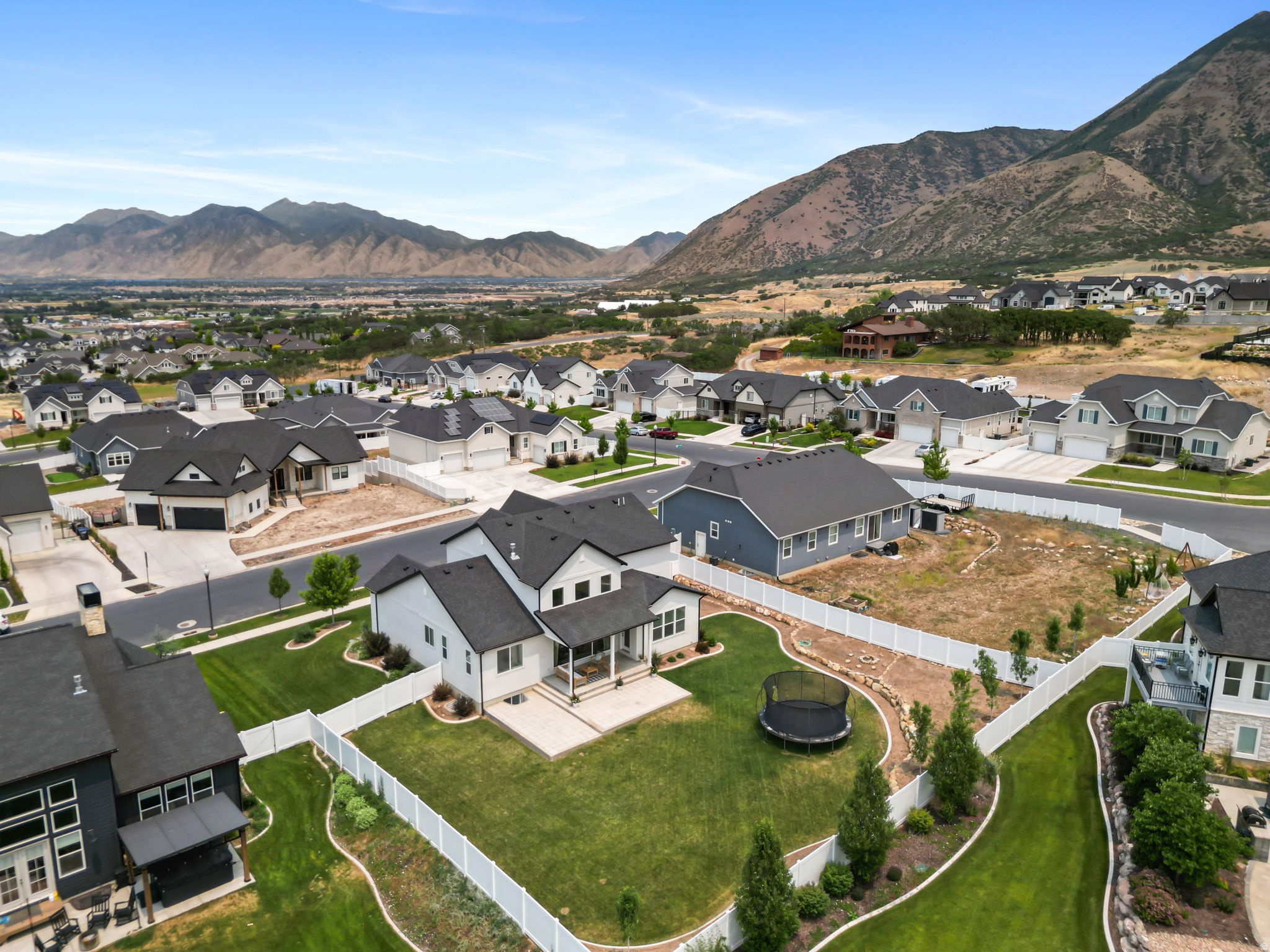RIDGE - Residential