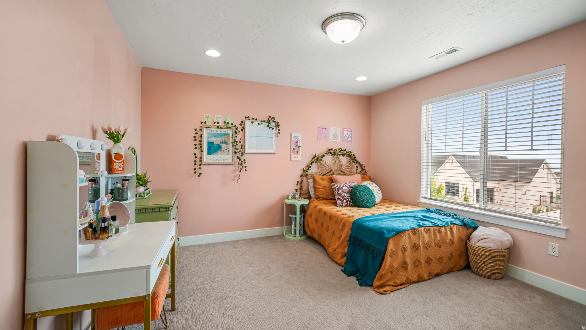 RIDGE - Residential