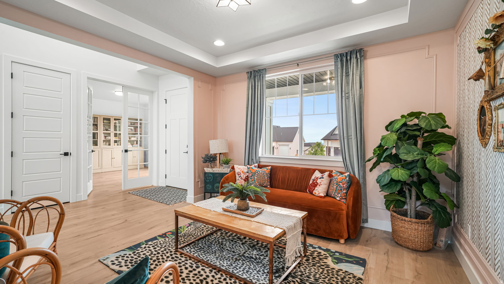RIDGE - Residential