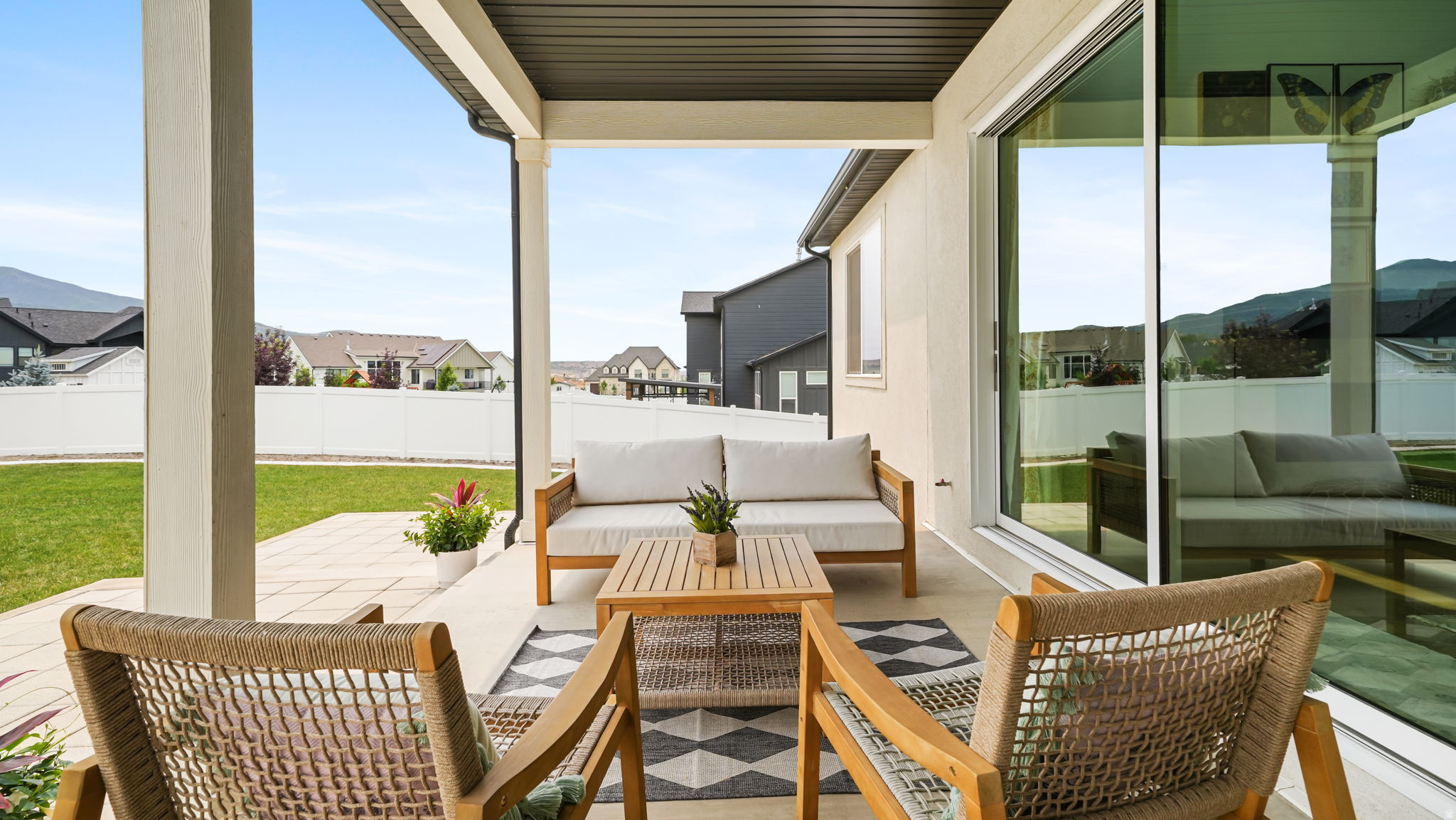 RIDGE - Residential