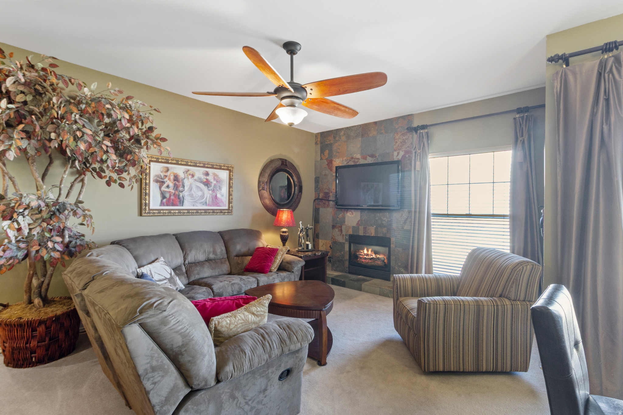 CANYON CREEK - Residential