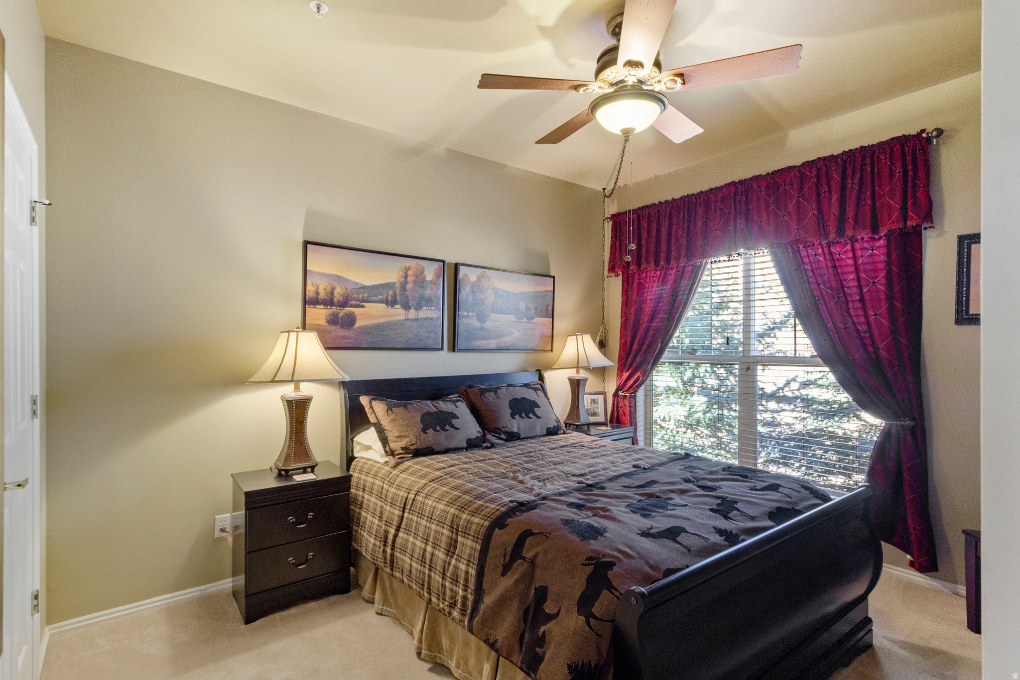 CANYON CREEK - Residential
