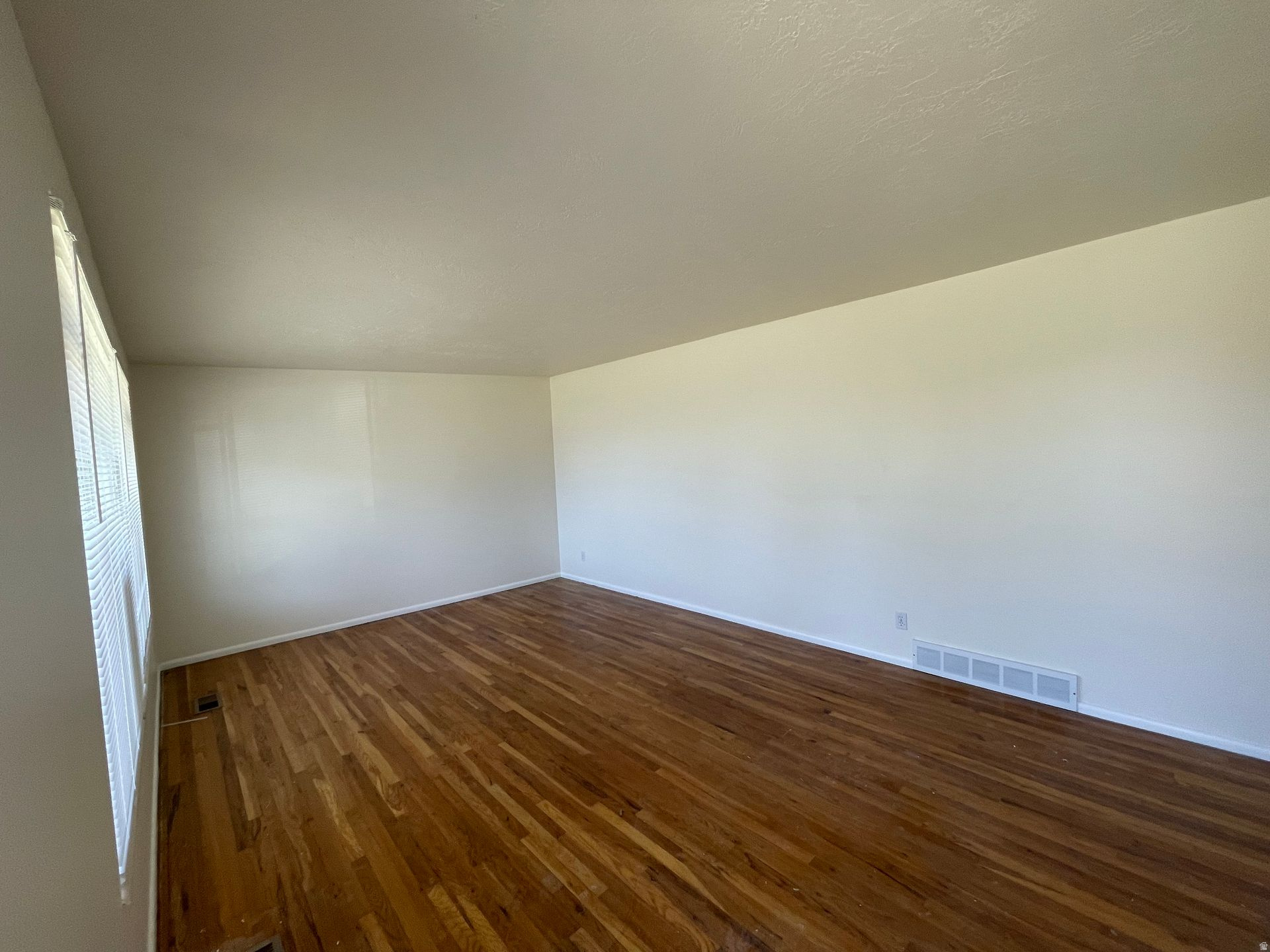 MURRAY GALE - Residential Lease