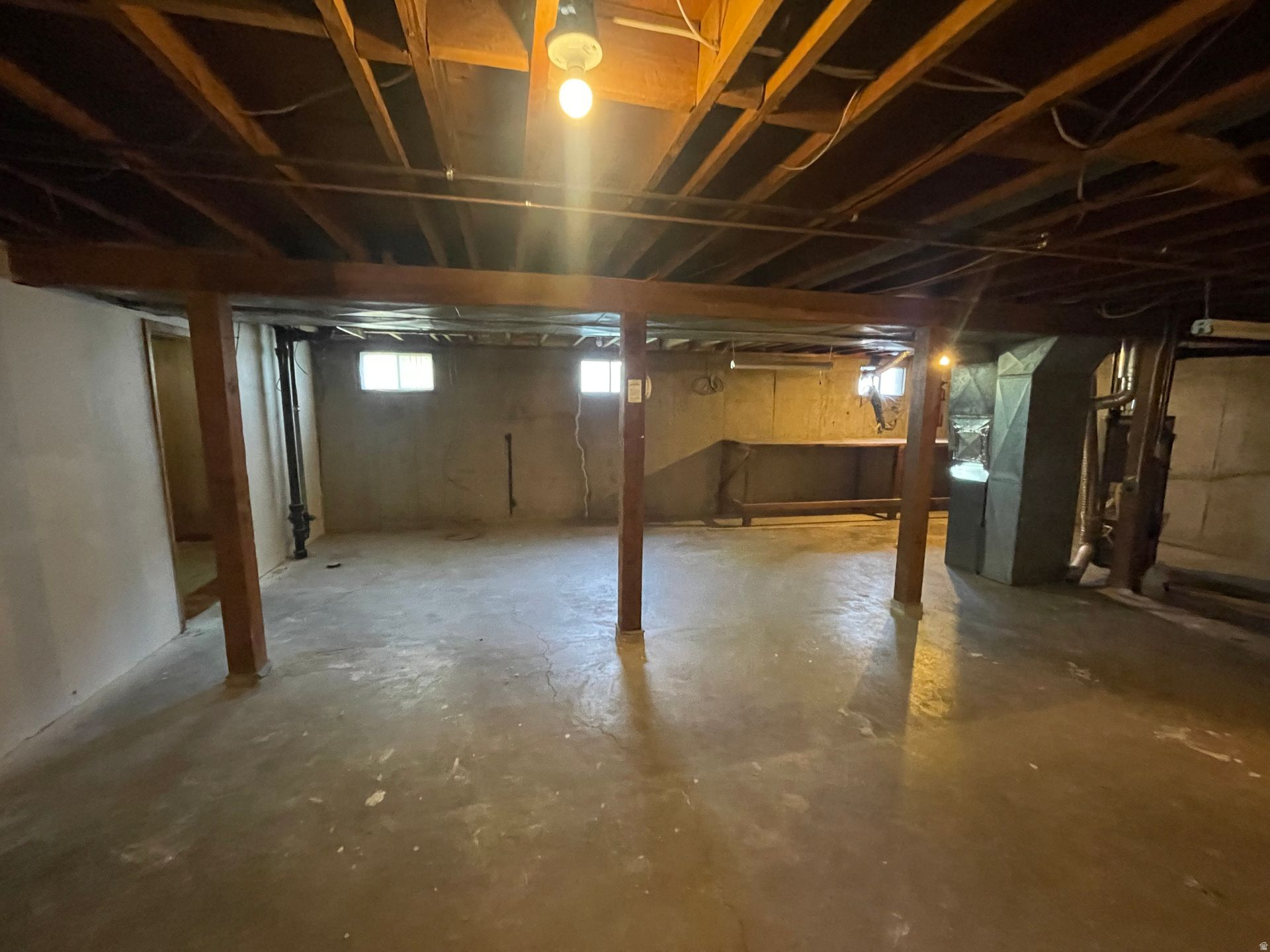 MURRAY GALE - Residential Lease