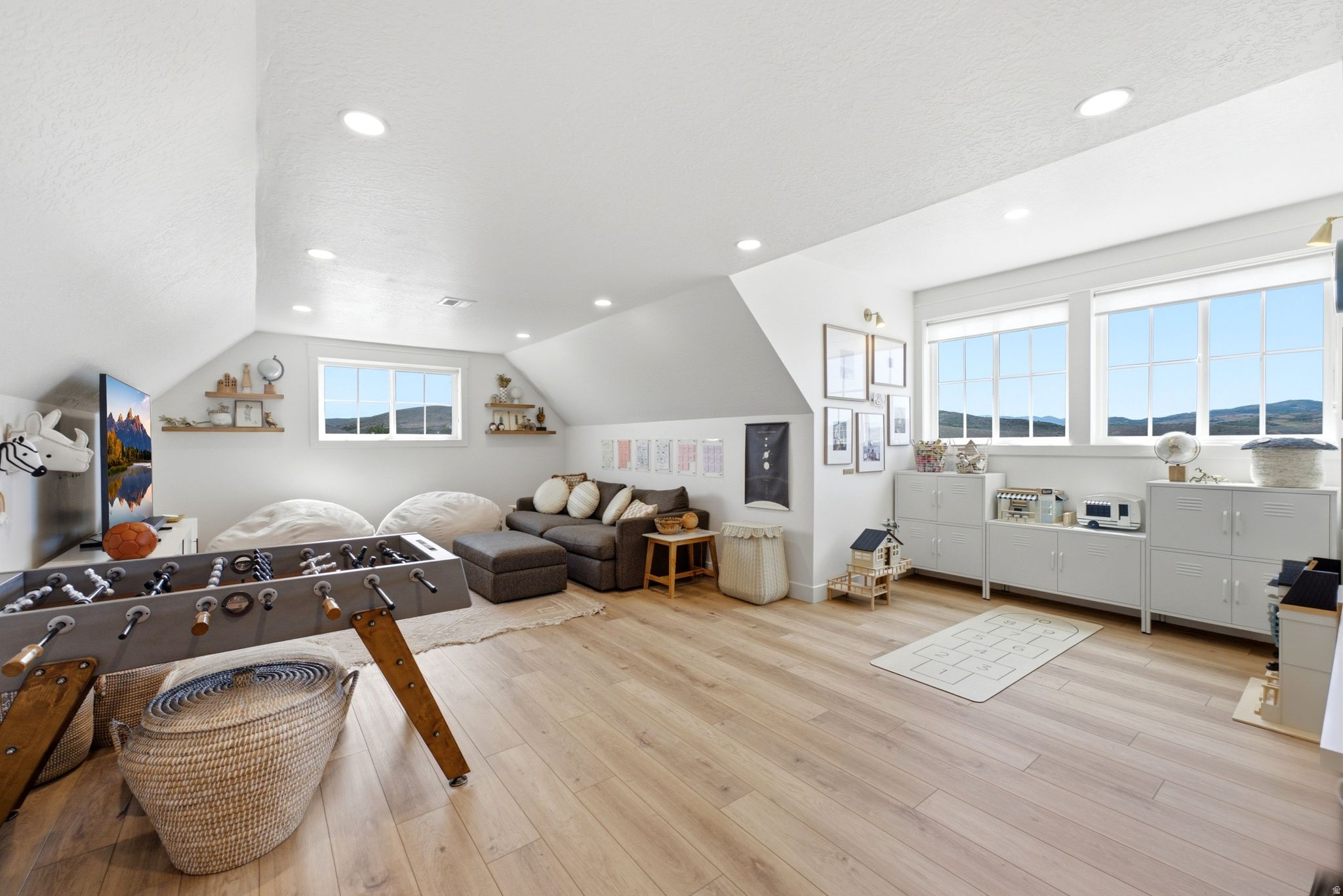HART CROSSING - Residential