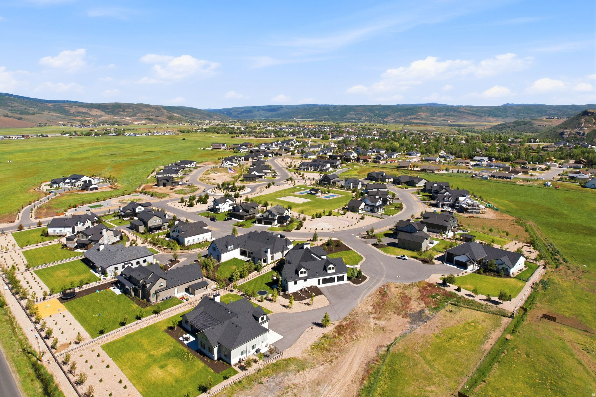 HART CROSSING - Residential
