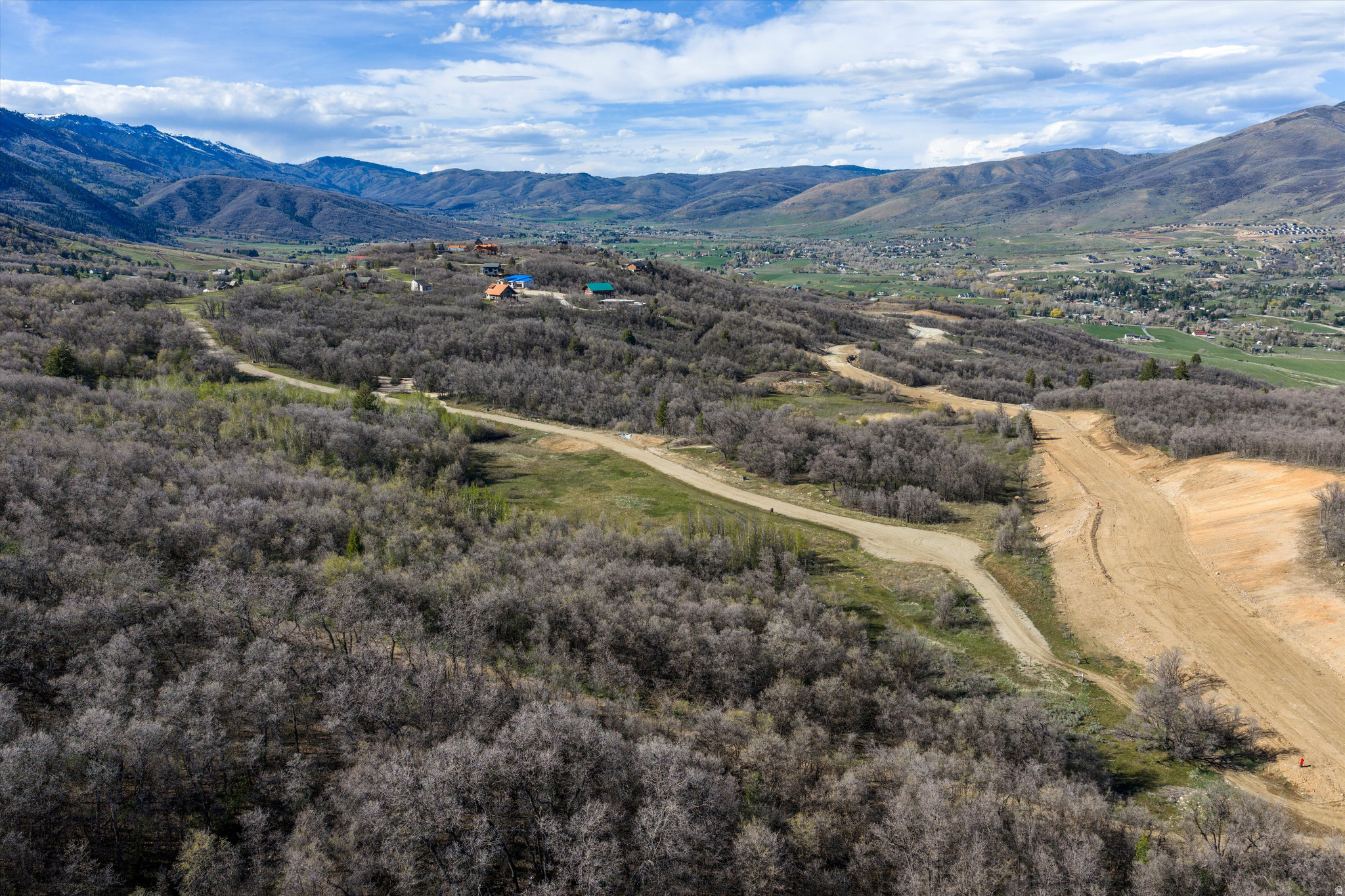 HIDDEN BROOK ESTATES - Land