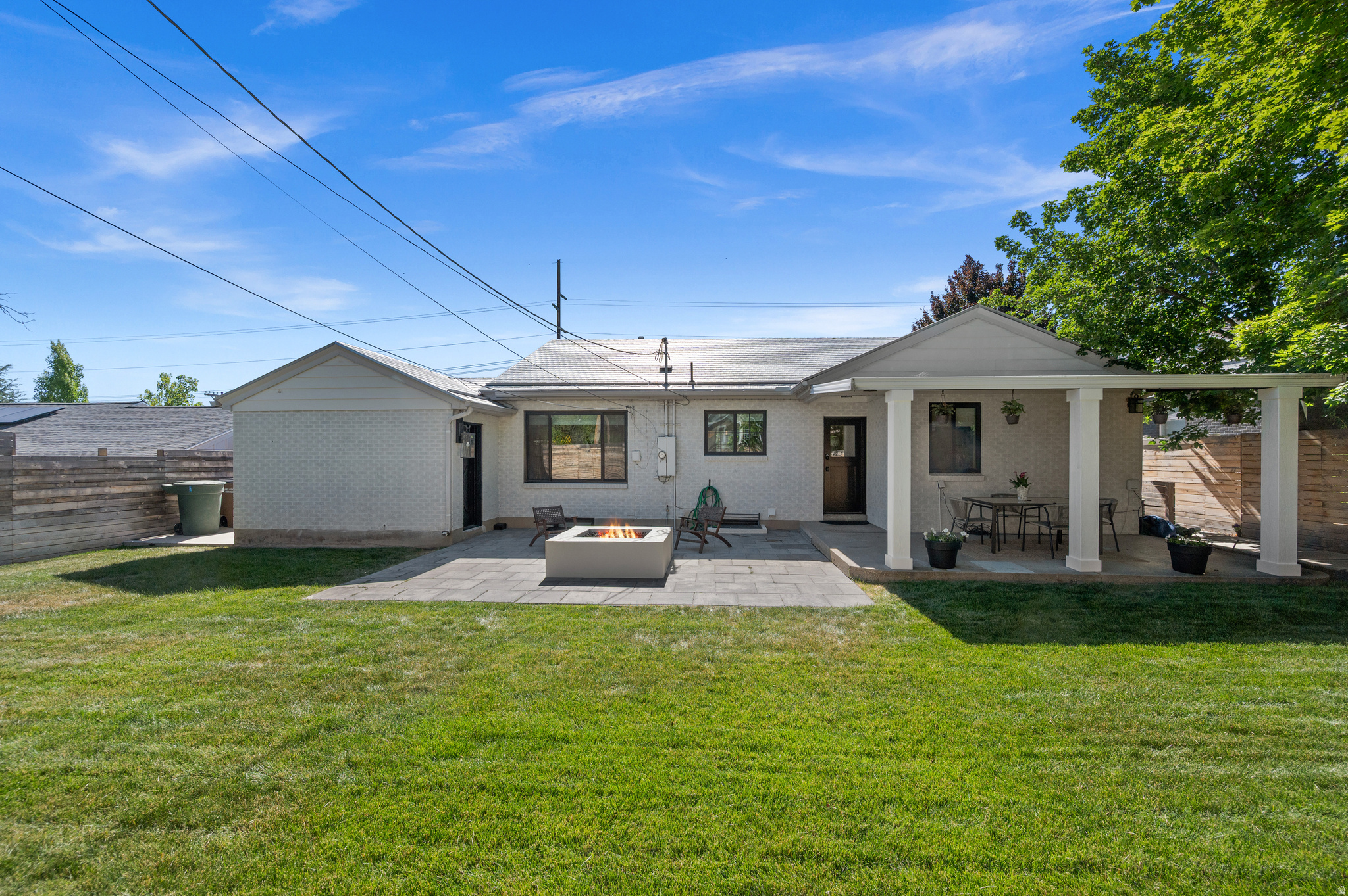 SUGAR HOUSE - Residential