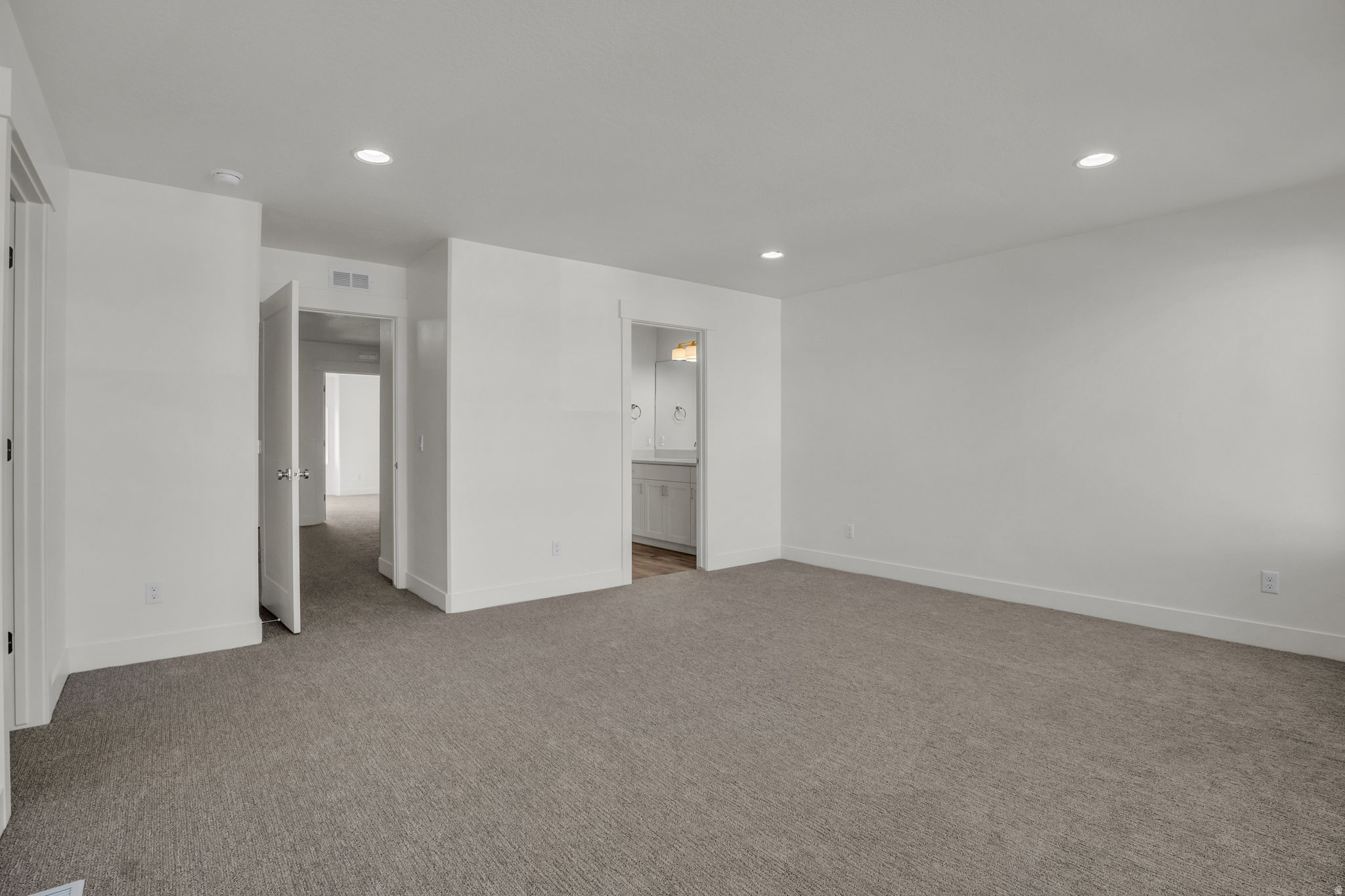 RC'S PARKWEST - Residential