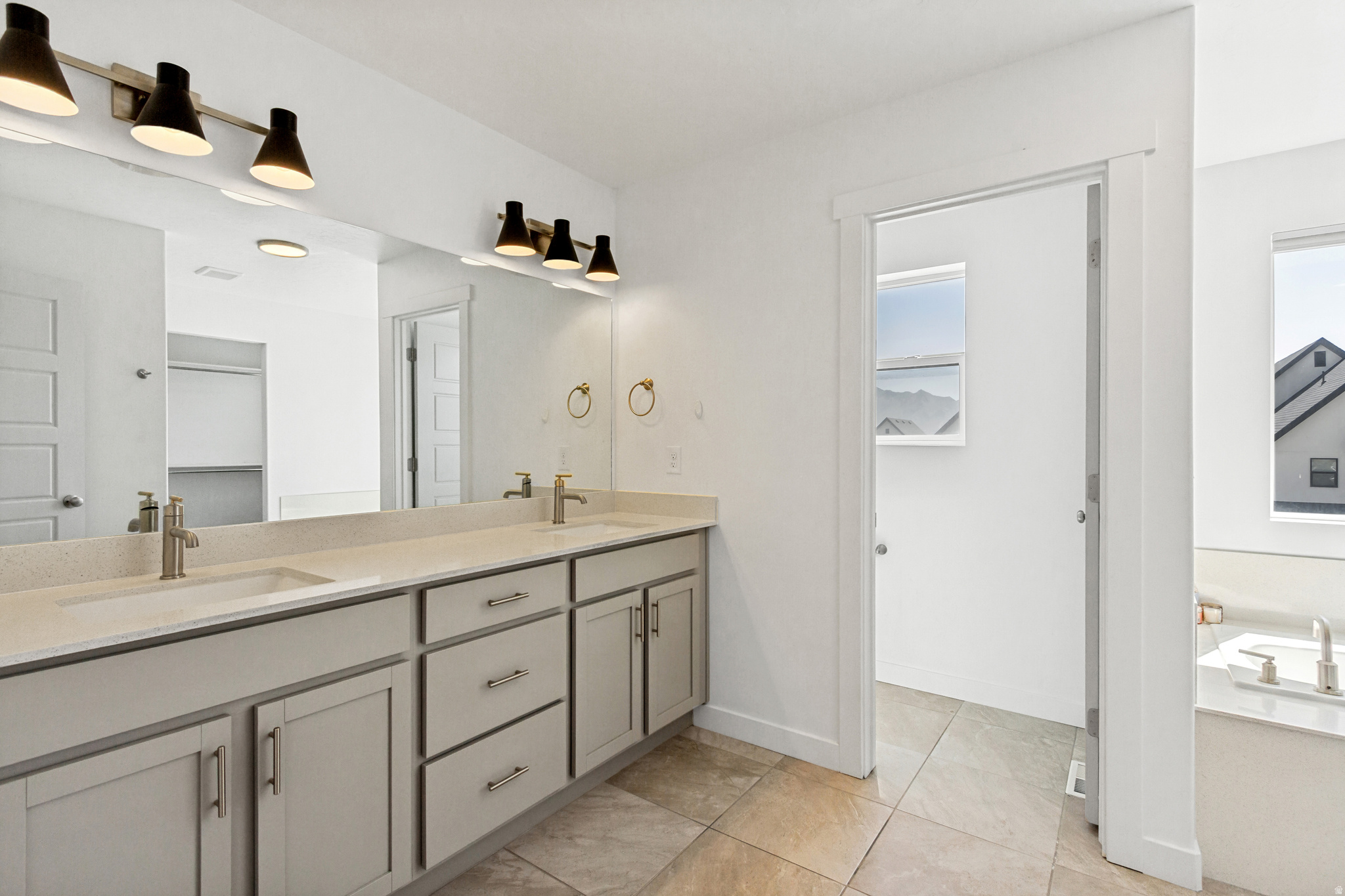 HOLBROOK FARMS - Residential