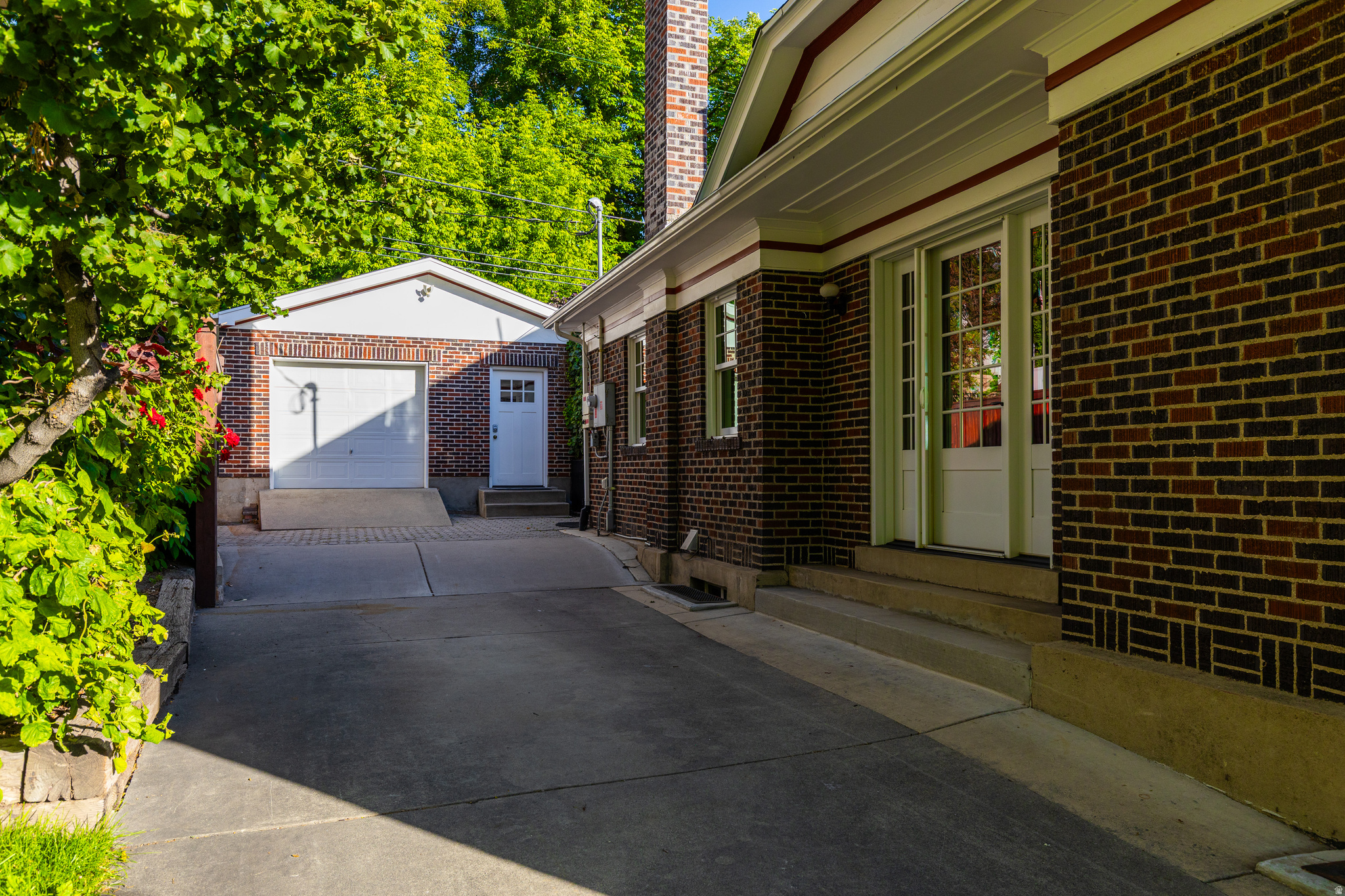 FEDERAL HEIGHTS - Residential