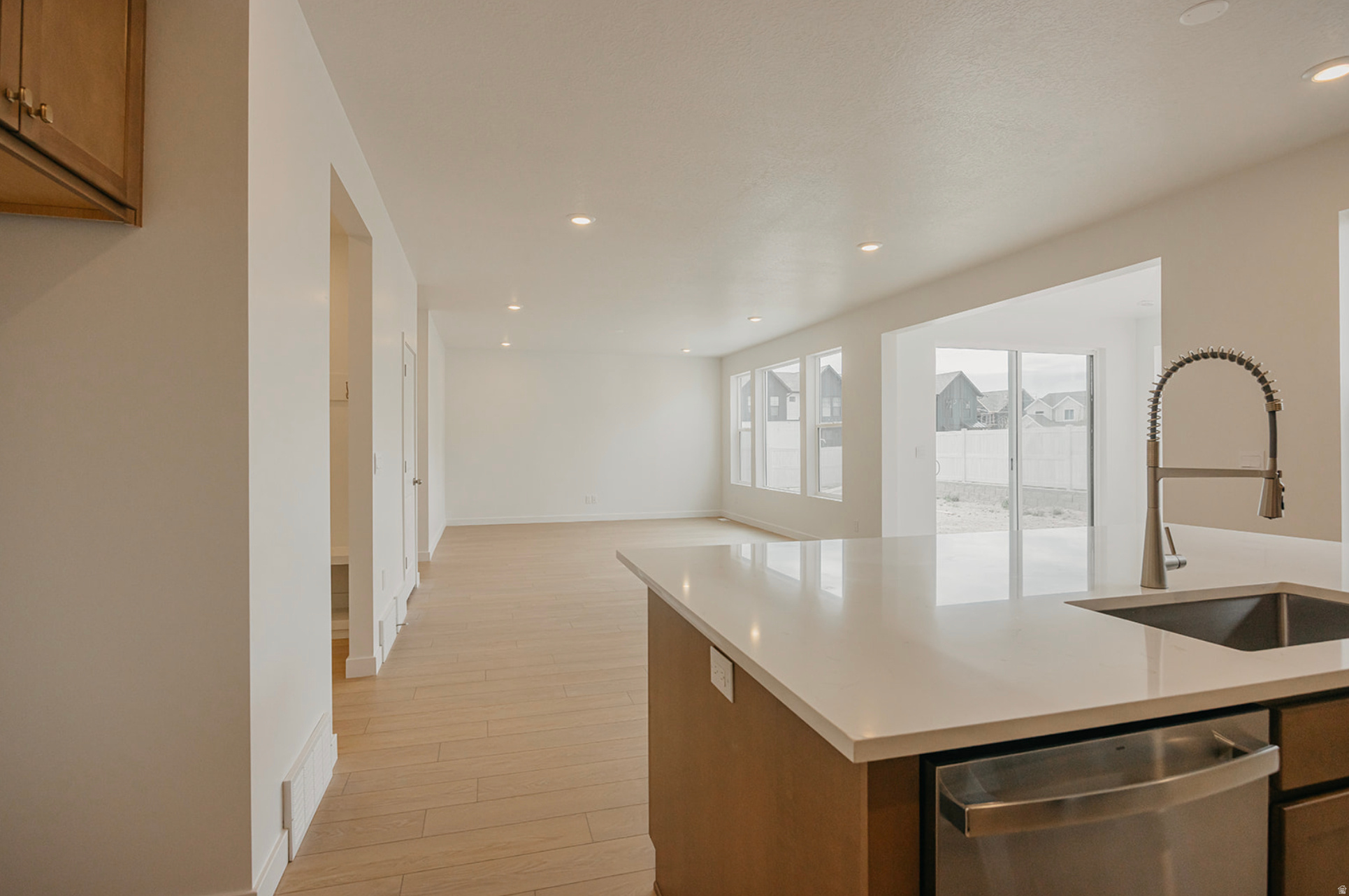 FIREFLY - Residential