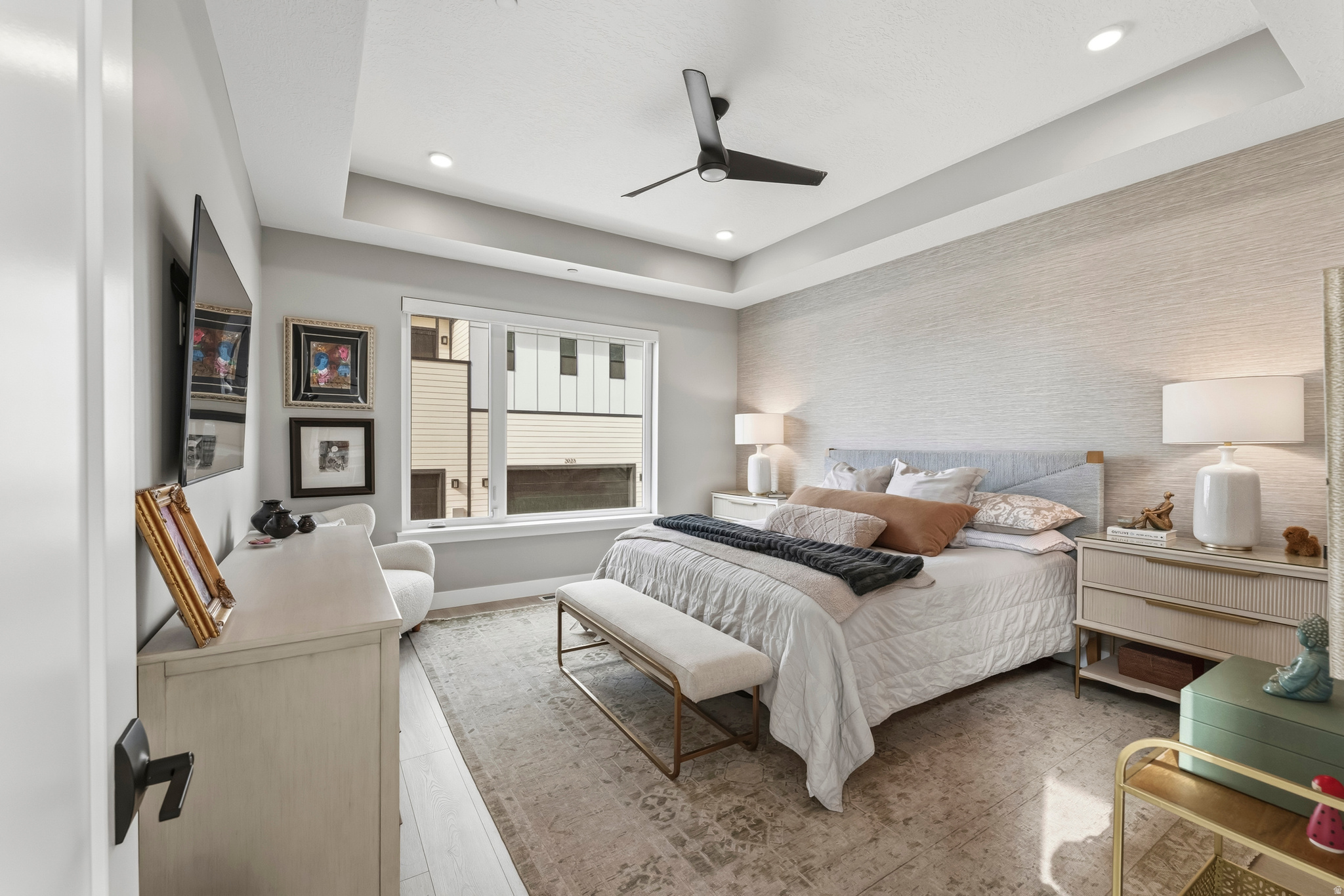 HOLLADAY HILLS - Residential