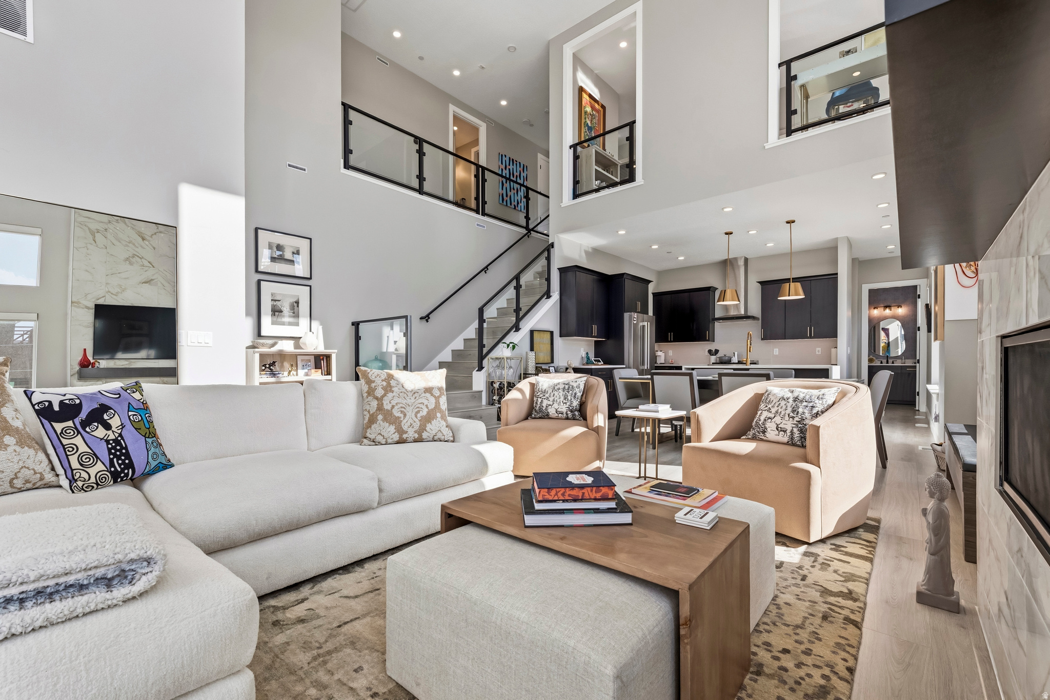 HOLLADAY HILLS - Residential