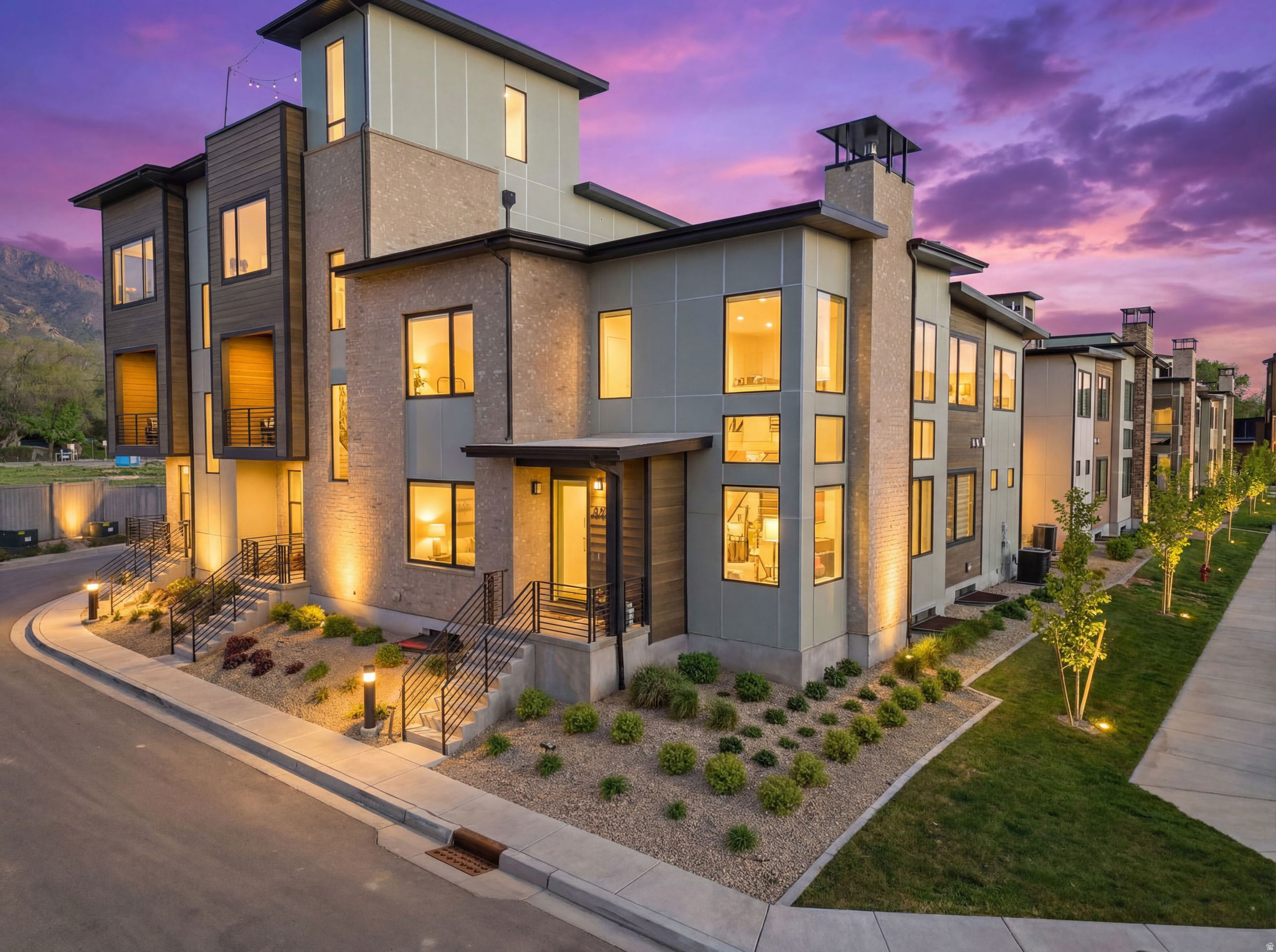 HOLLADAY HILLS - Residential