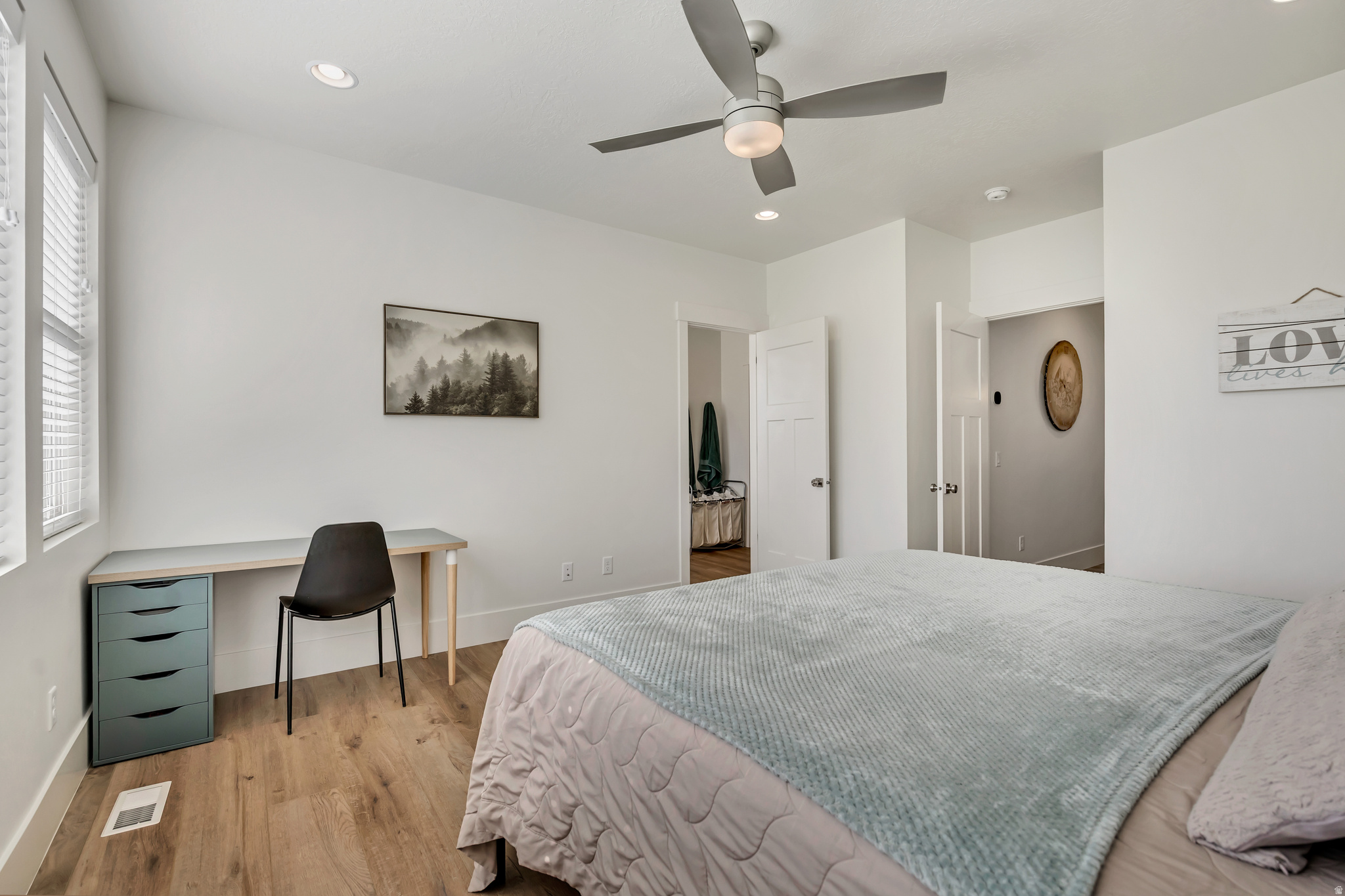 WILLOW POINTE - Residential