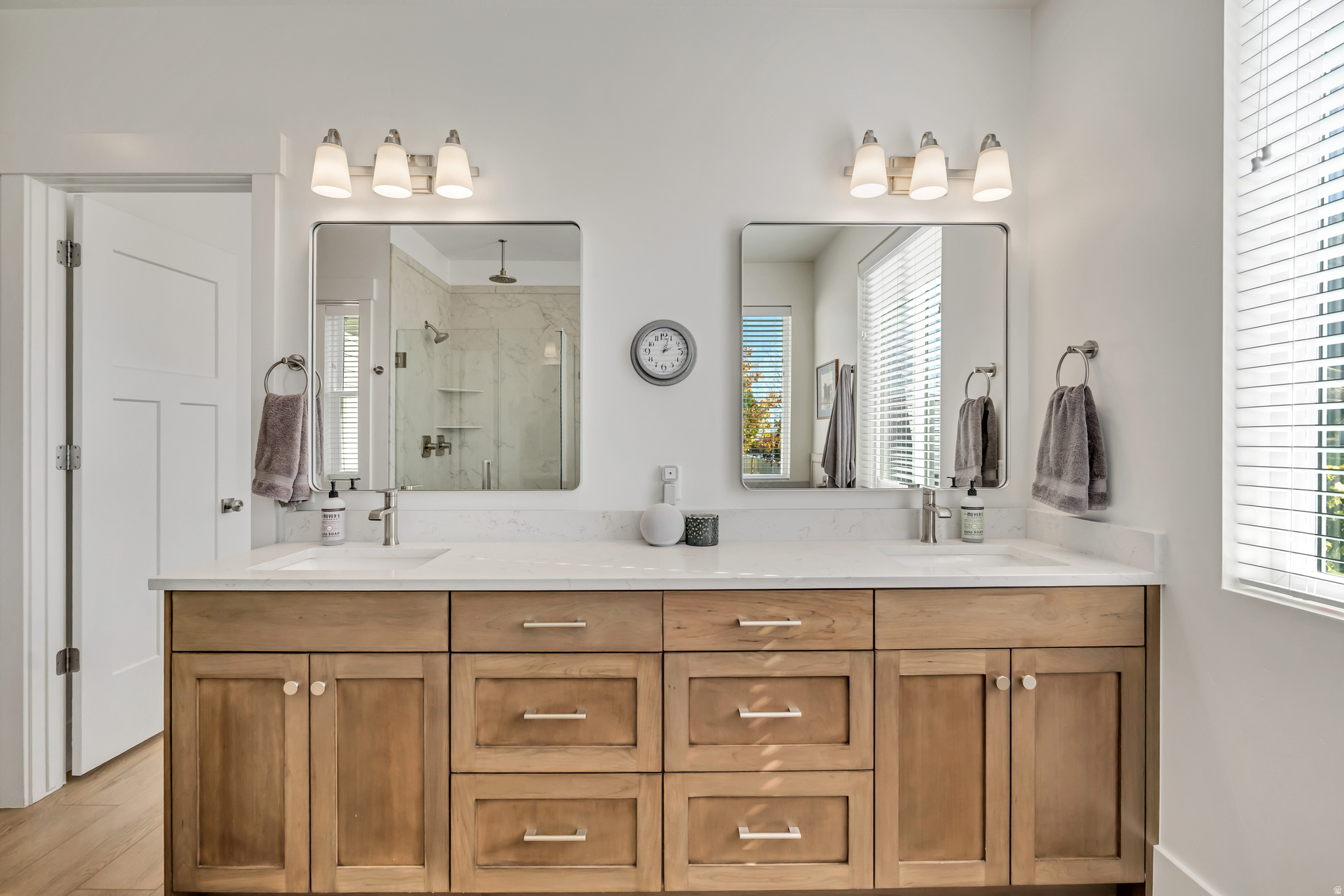 WILLOW POINTE - Residential