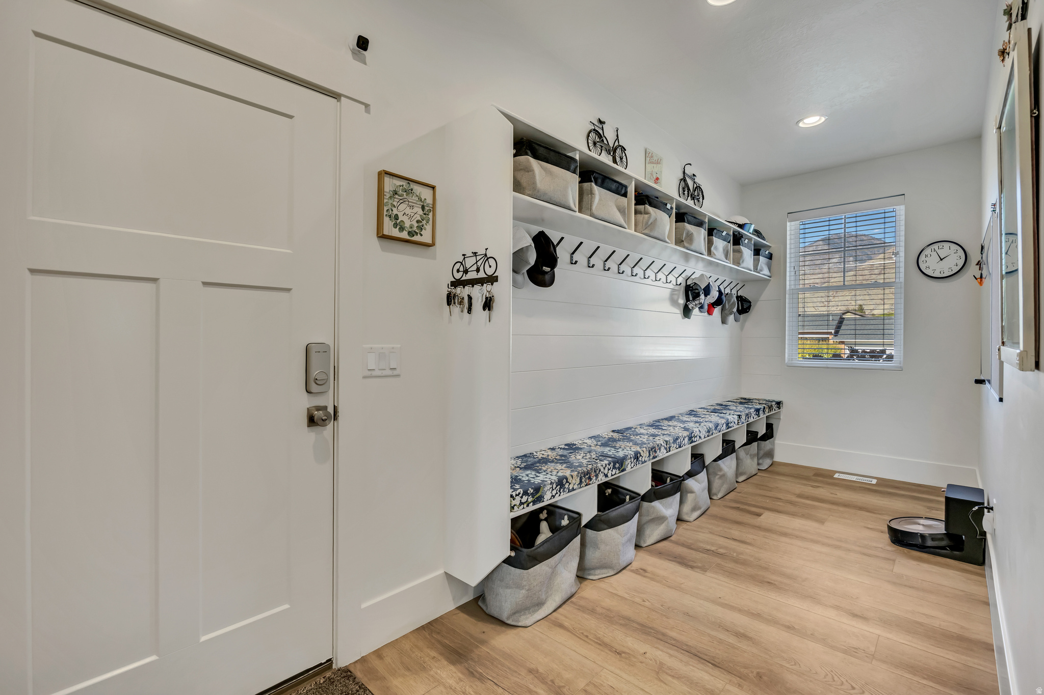 WILLOW POINTE - Residential